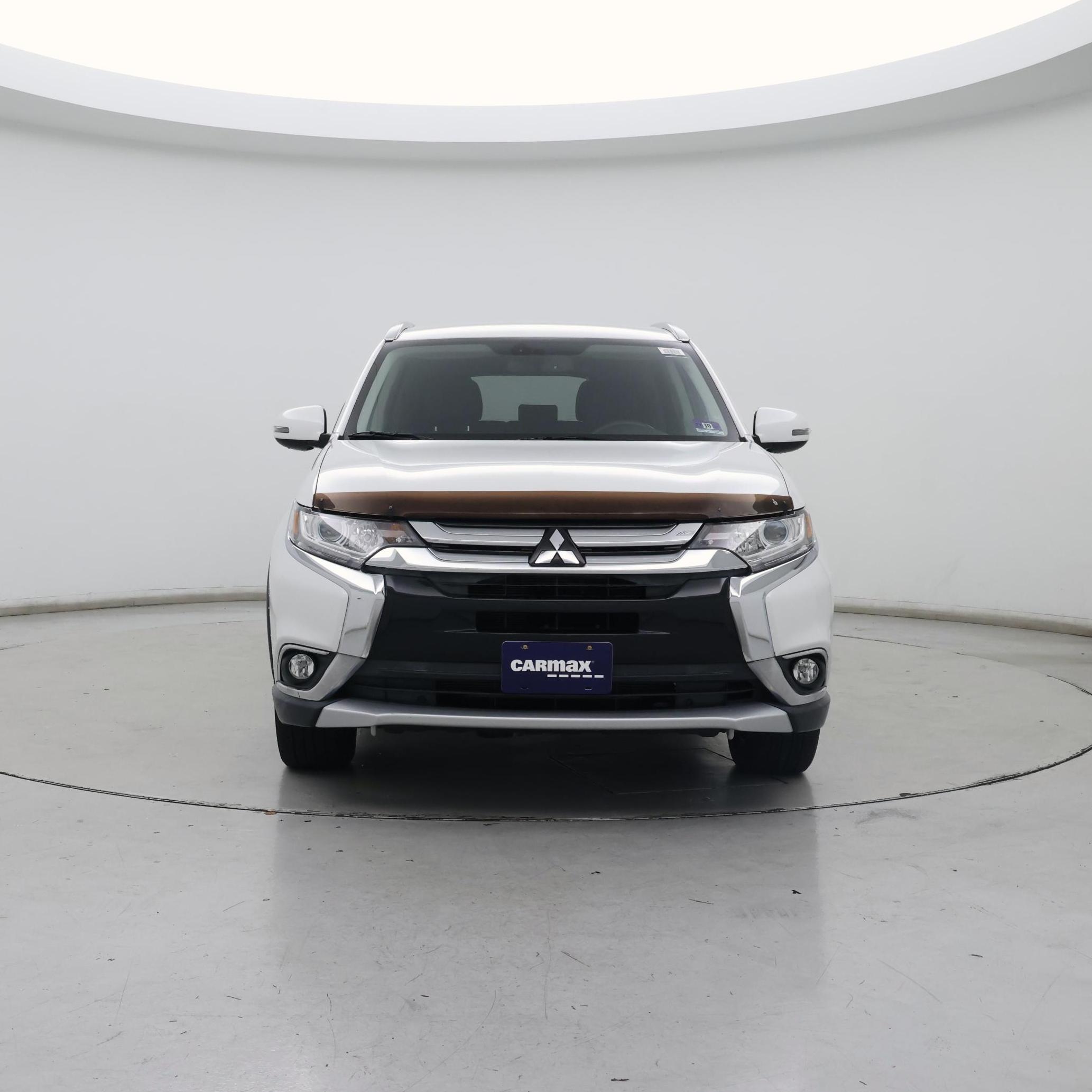 Thumbnail: 2017 Mitsubishi Outlander - 5