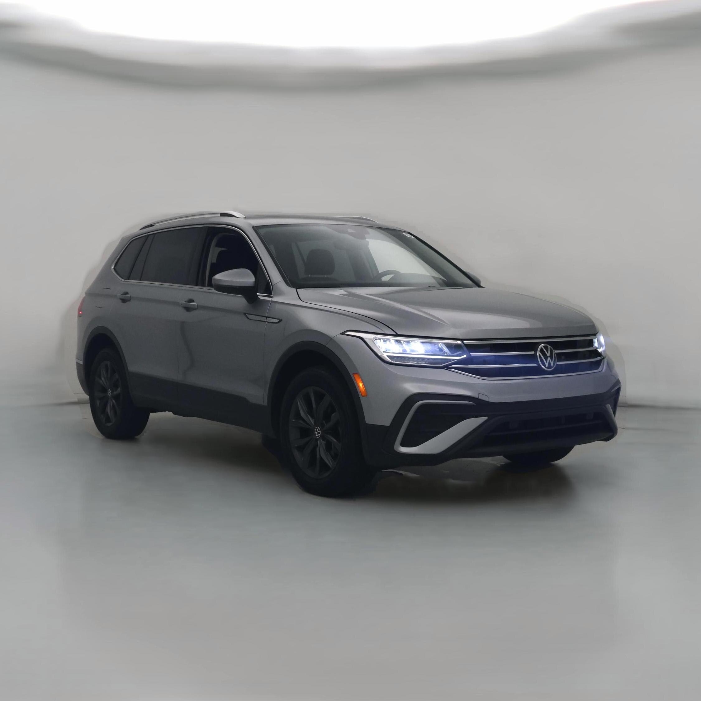 Thumbnail: 2022 Volkswagen Tiguan - 1