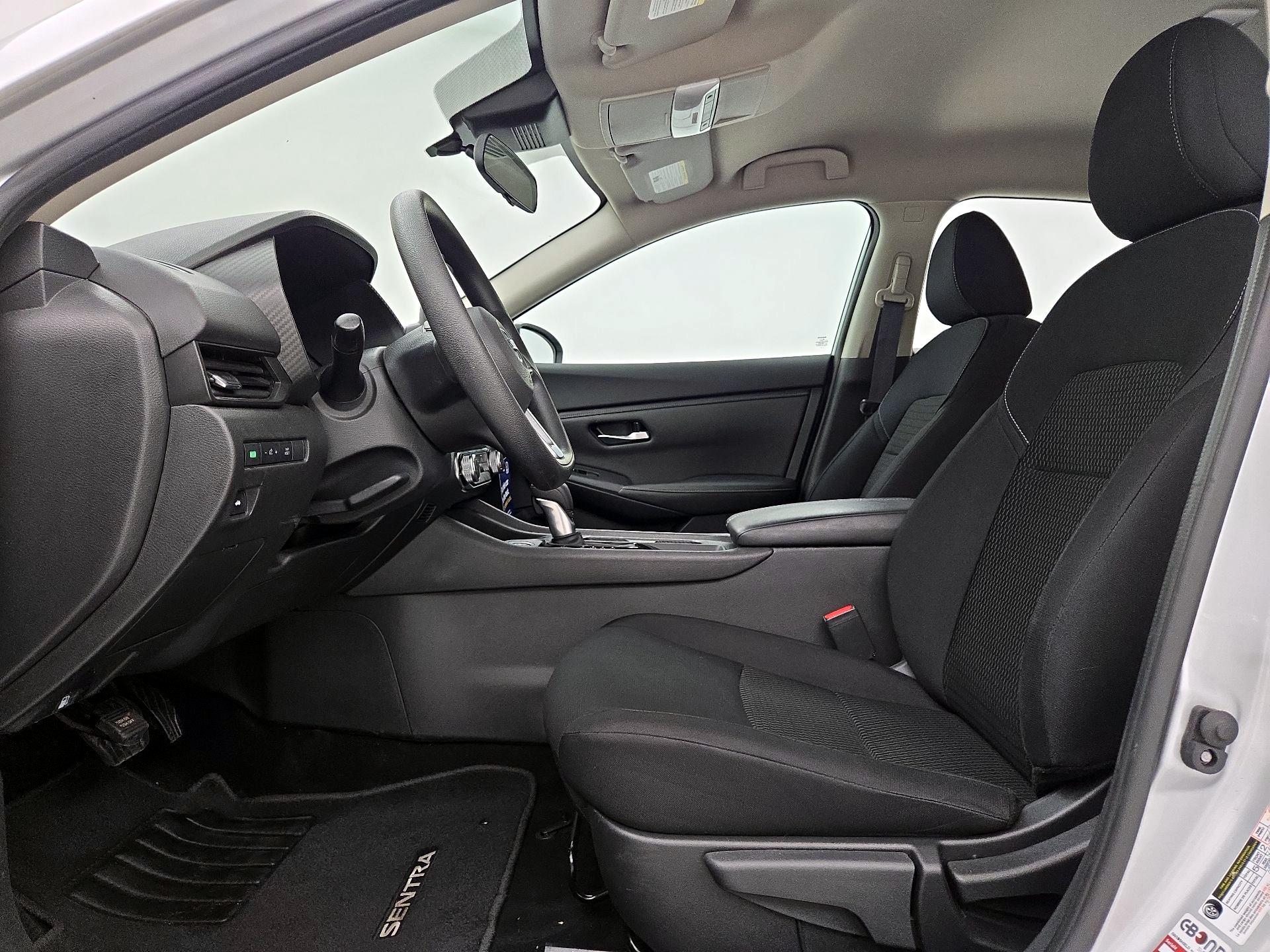 Thumbnail: 2021 Nissan Sentra - 11