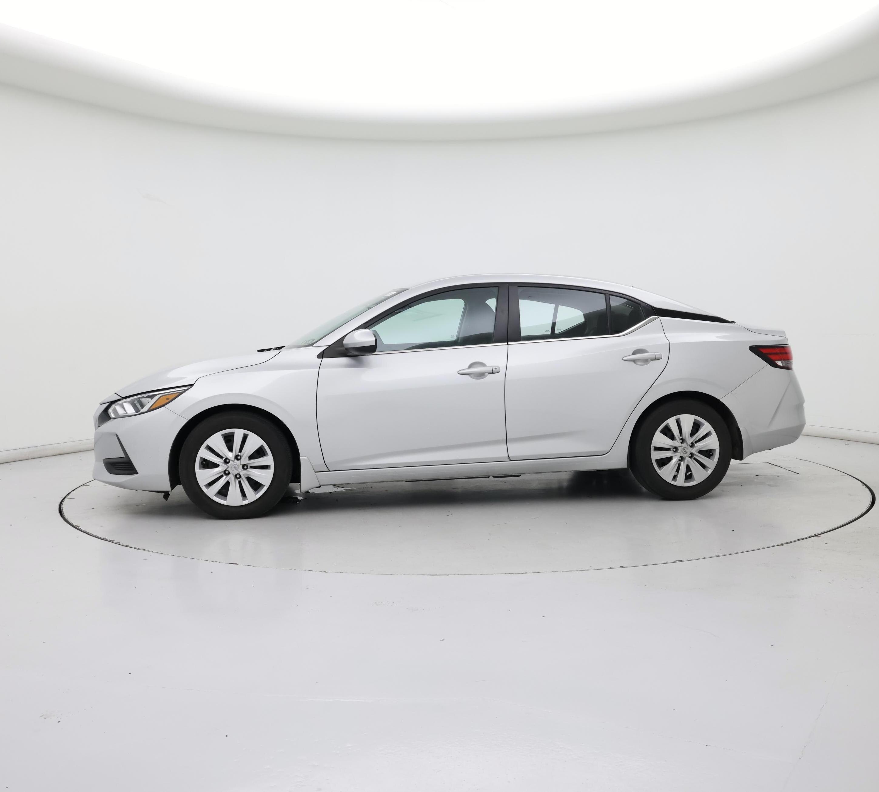 Thumbnail: 2021 Nissan Sentra - 3