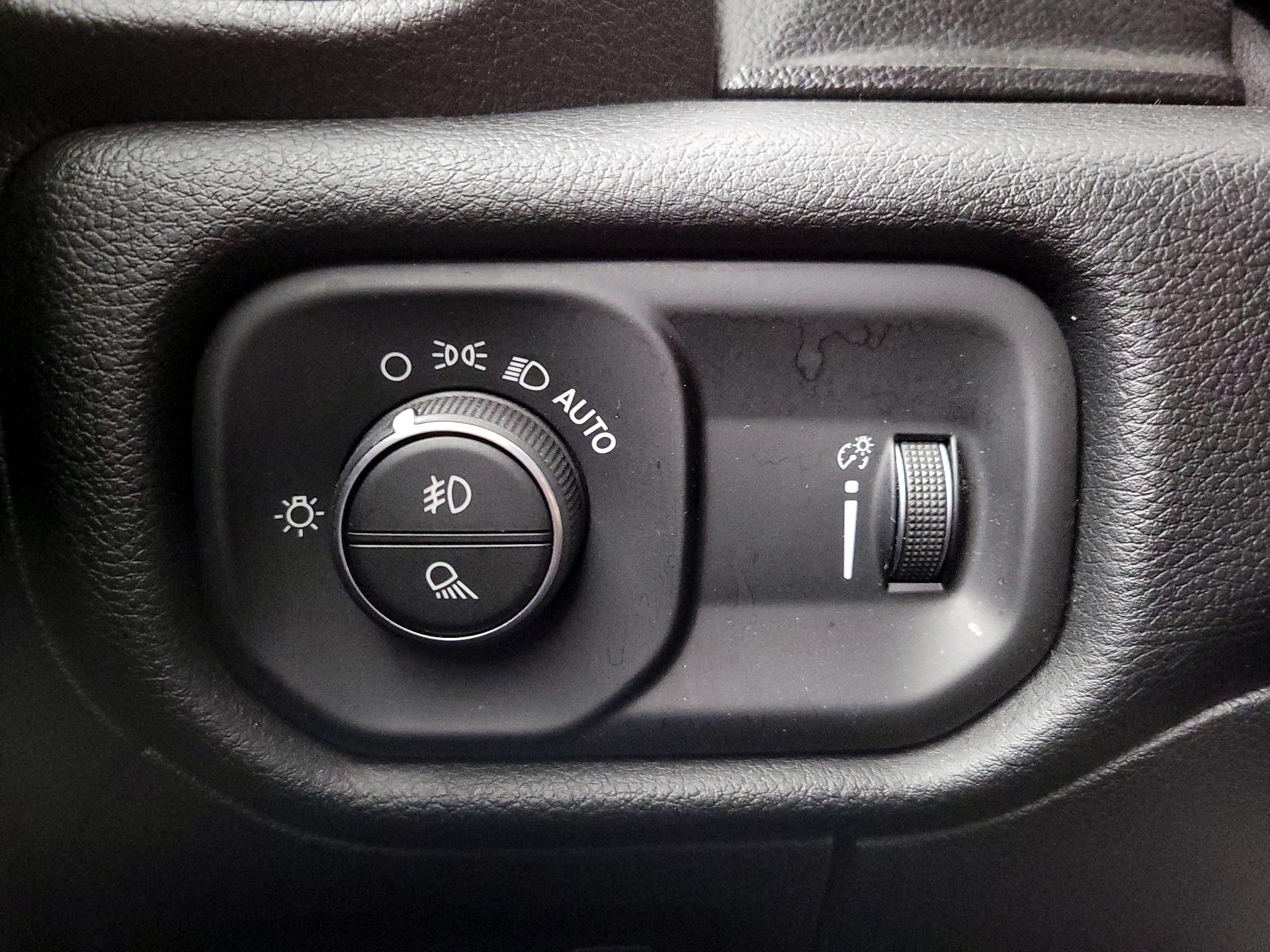 Thumbnail: 2021 RAM 1500 - 13