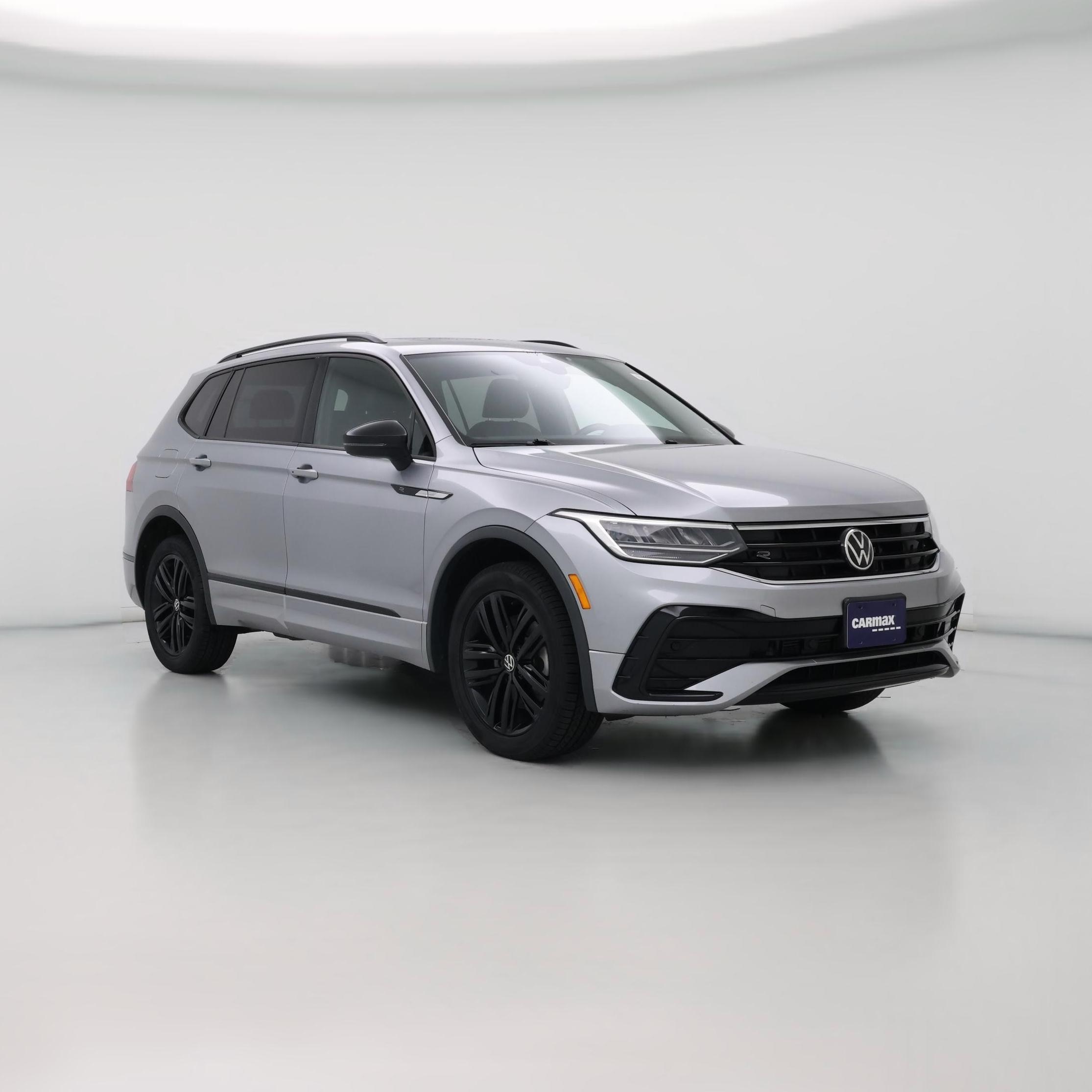 Thumbnail: 2022 Volkswagen Tiguan - 1