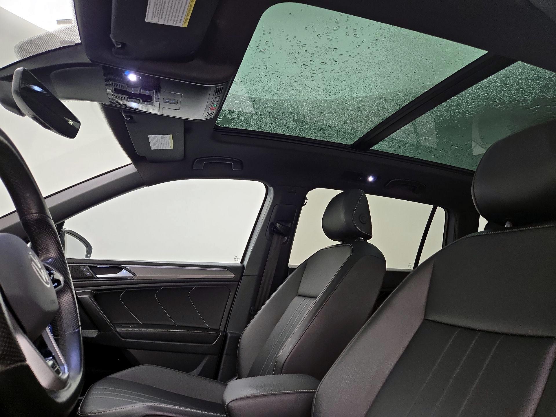 Thumbnail: 2022 Volkswagen Tiguan - 19