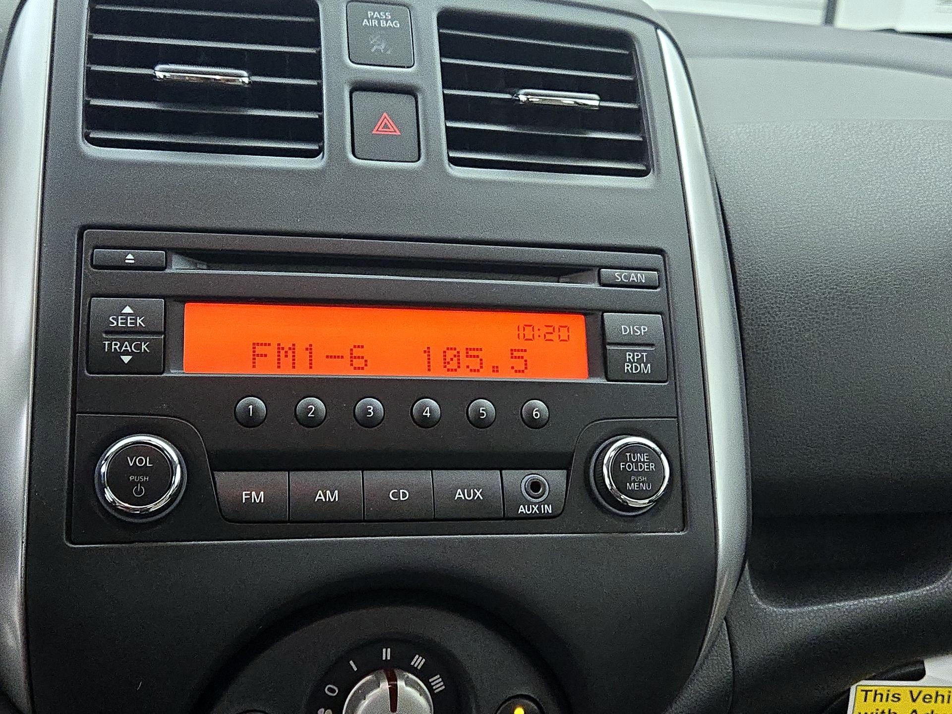 Thumbnail: 2014 Nissan Versa Note - 14