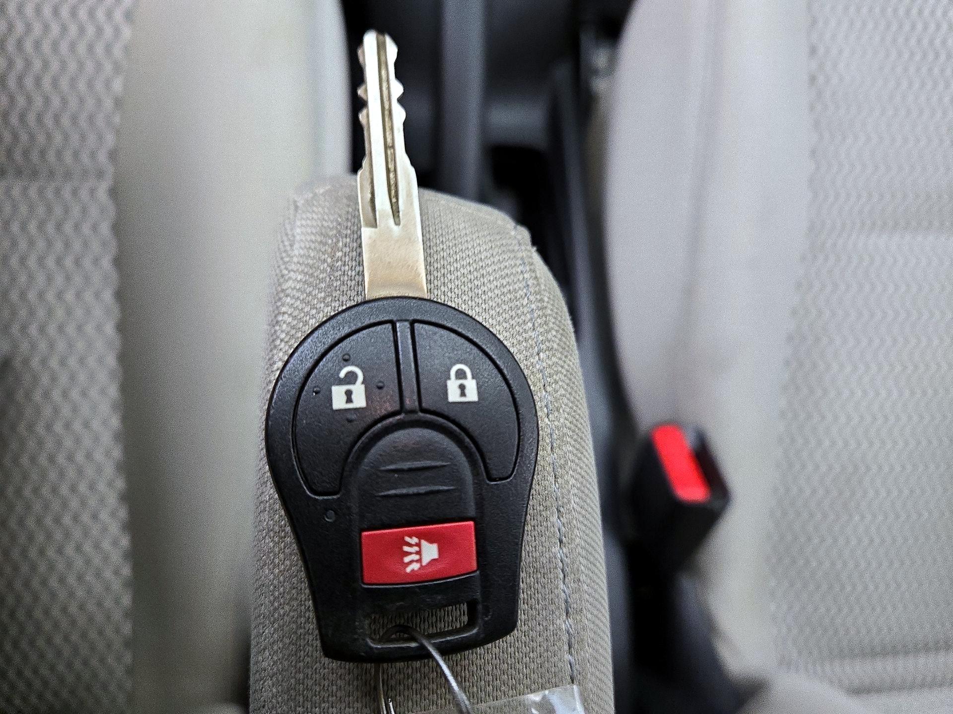 Thumbnail: 2014 Nissan Versa Note - 20