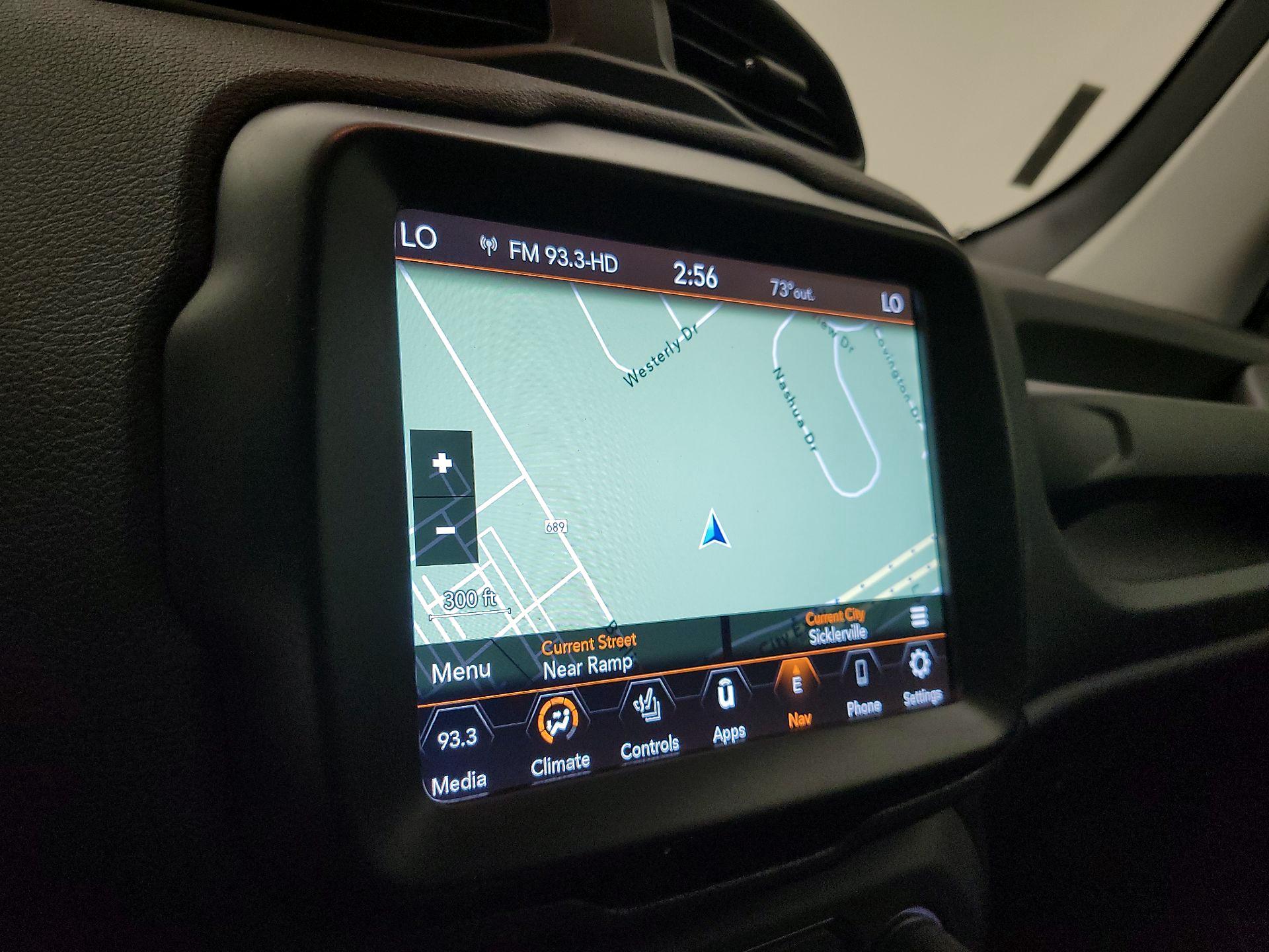 Thumbnail: 2021 Jeep Renegade - 14