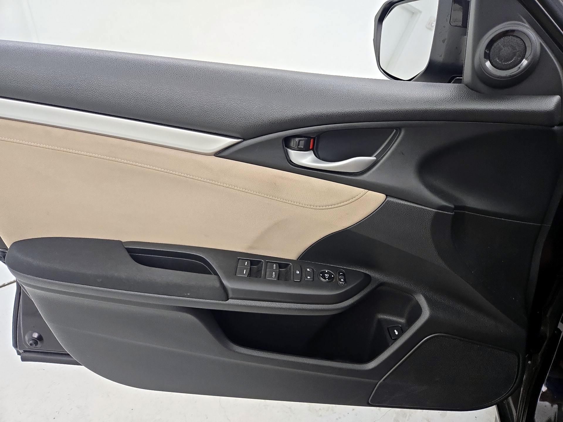 Thumbnail: 2018 Honda Civic - 12