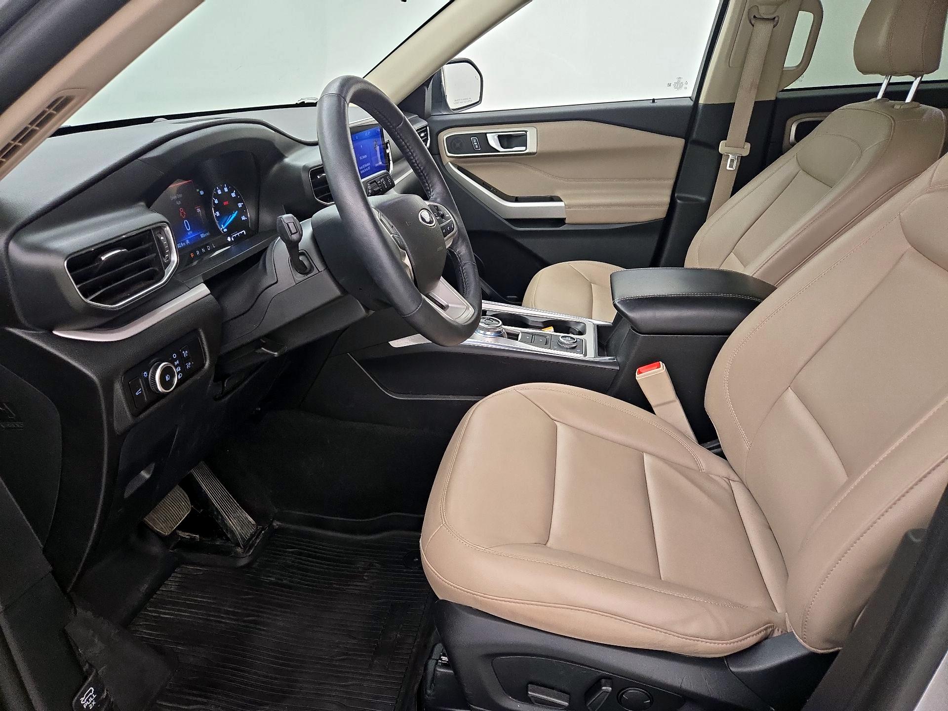Thumbnail: 2023 Ford Explorer - 11