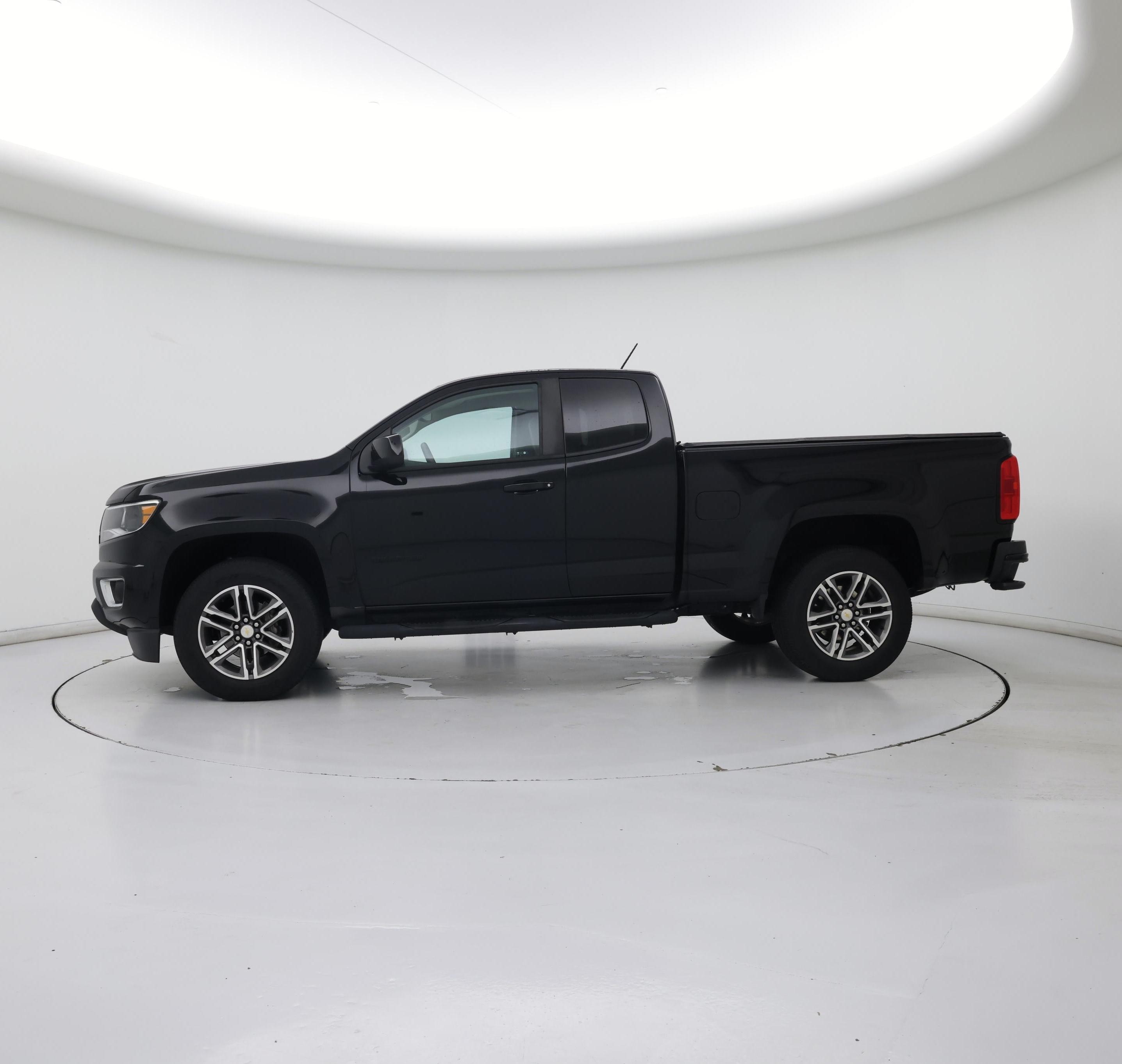 Thumbnail: 2020 Chevrolet Colorado - 3