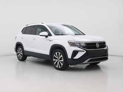 White 2023 Volkswagen Taos SE