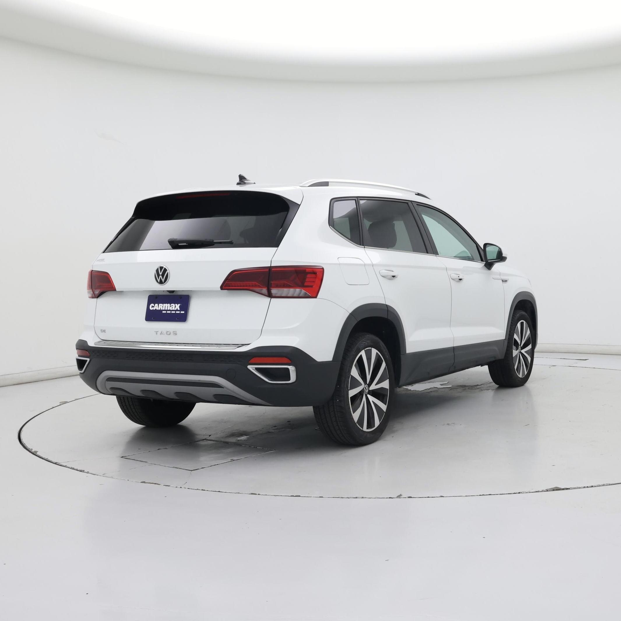 Thumbnail: 2023 Volkswagen Taos - 8