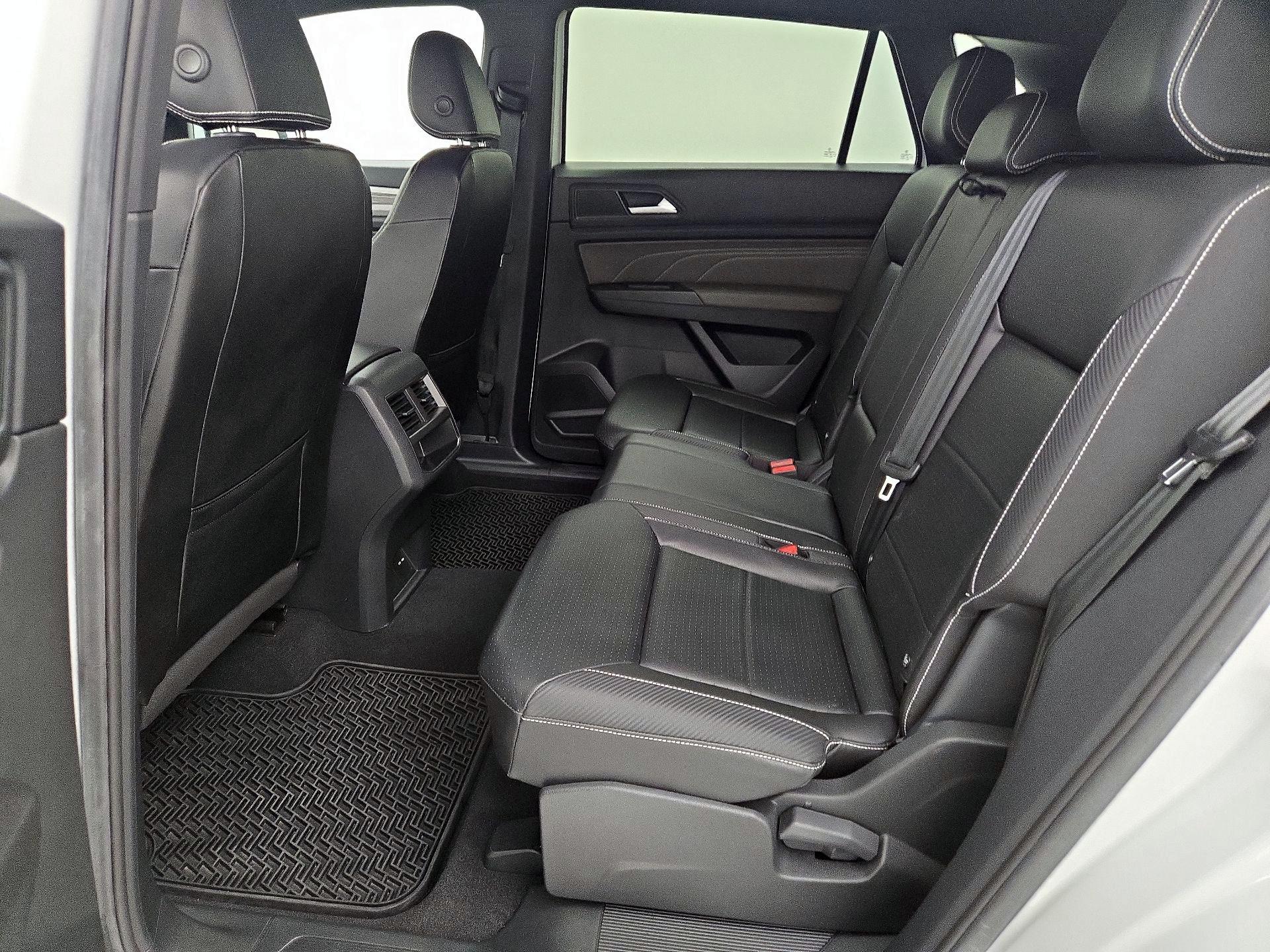 Thumbnail: 2023 Volkswagen Atlas - 19