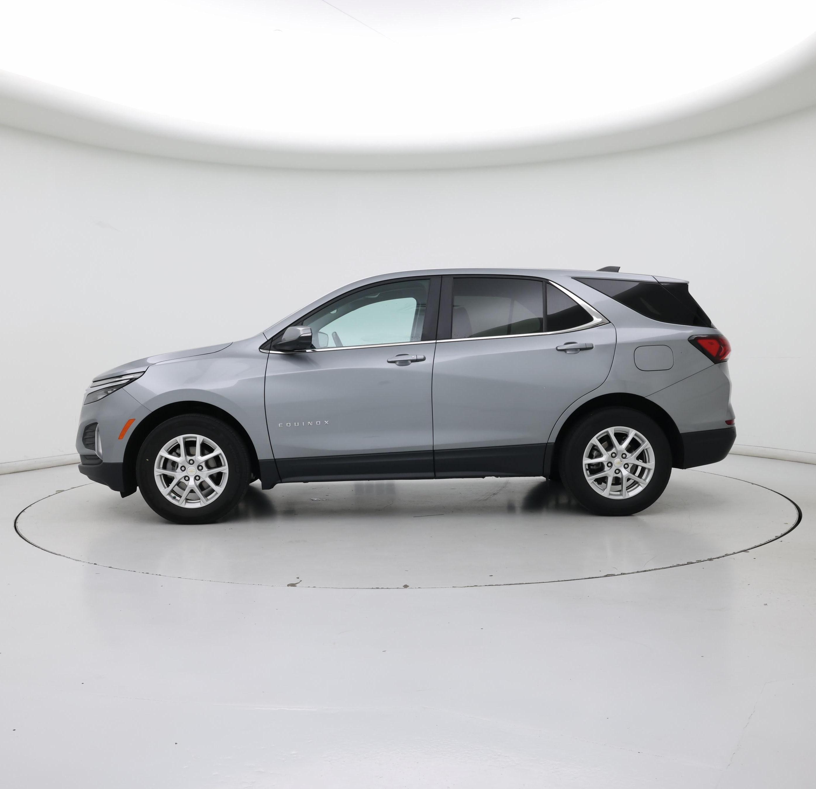 Thumbnail: 2024 Chevrolet Equinox - 3
