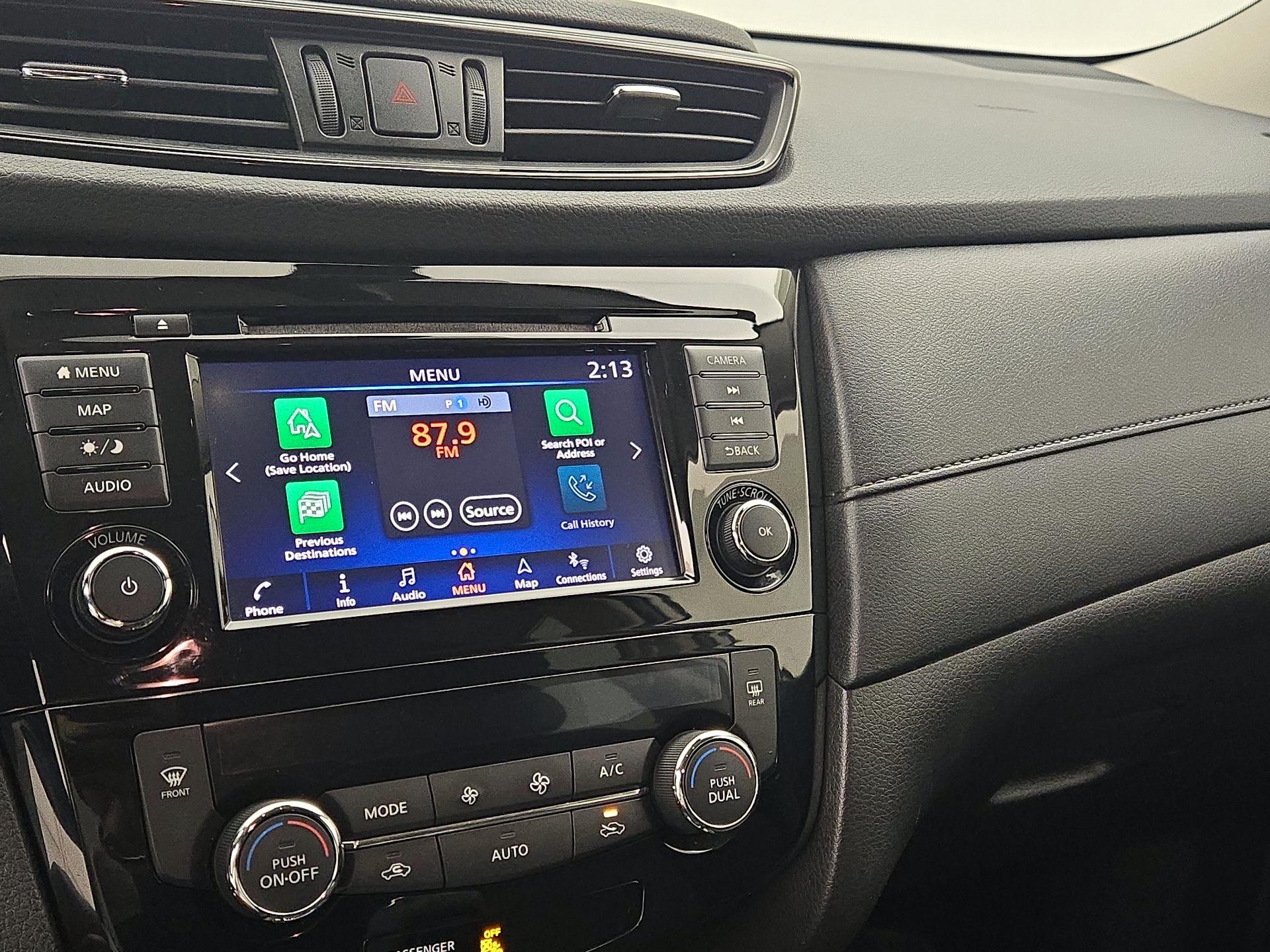 Thumbnail: 2019 Nissan Rogue - 15