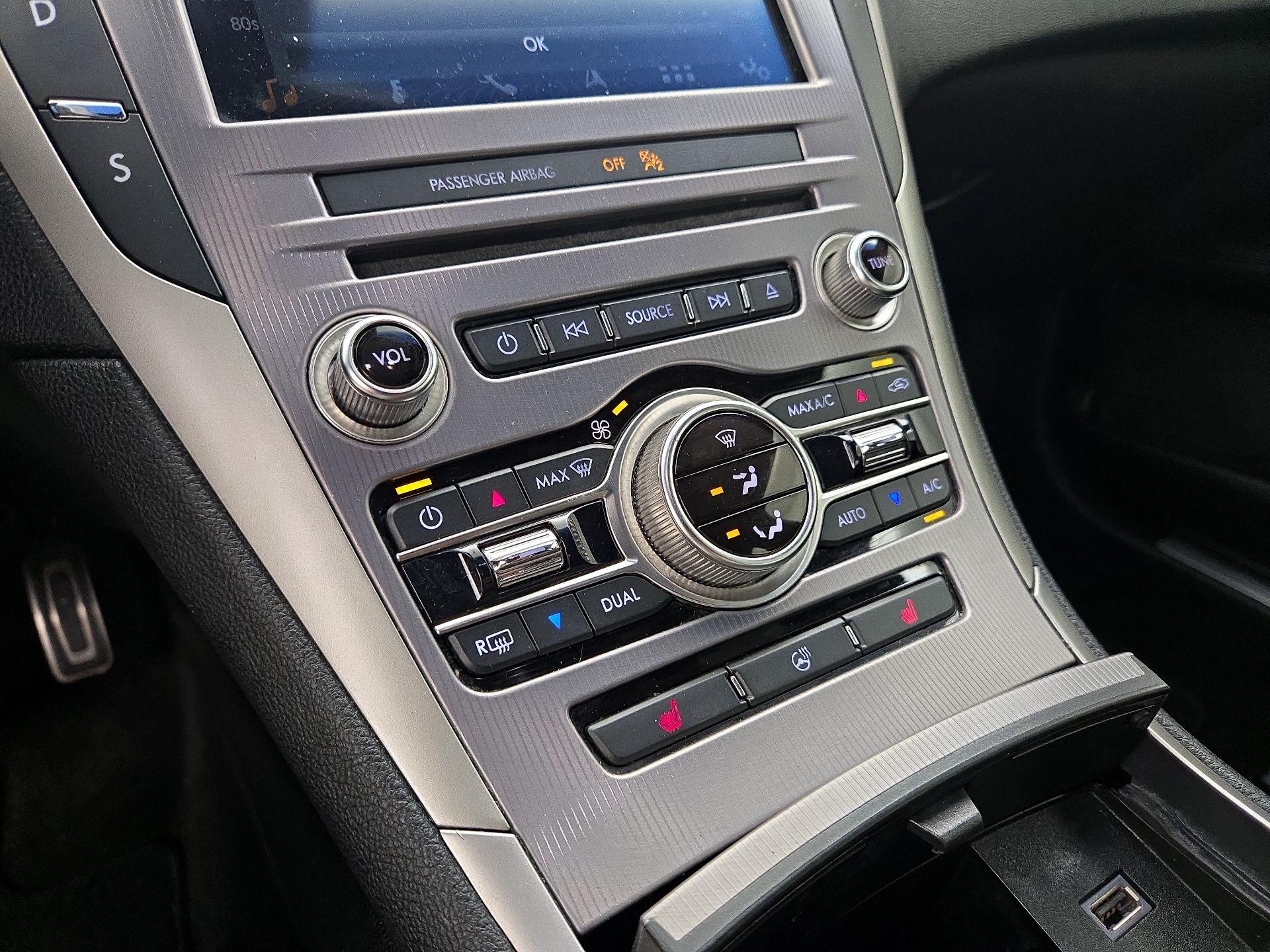 Thumbnail: 2019 Lincoln MKZ - 17