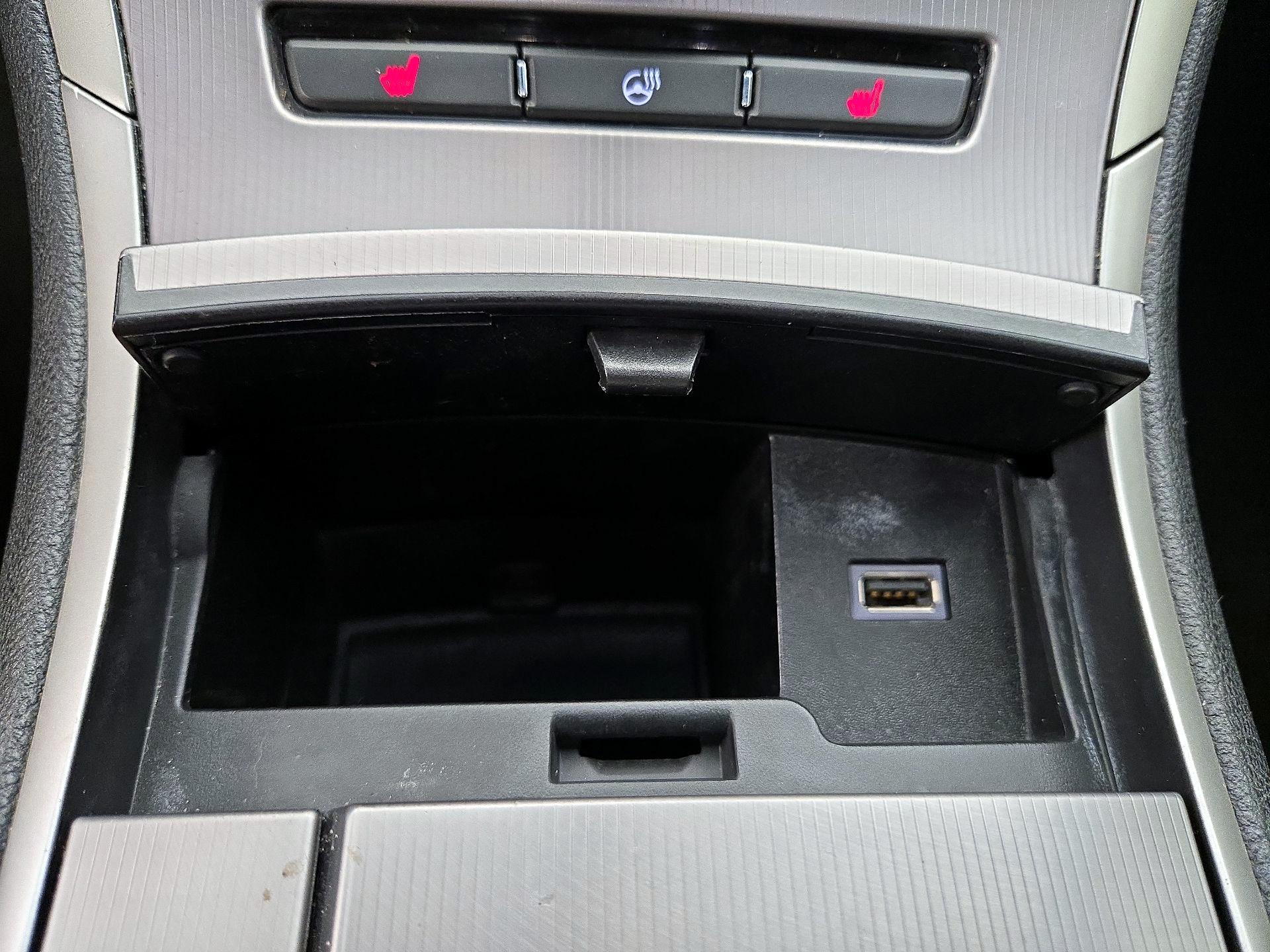 Thumbnail: 2019 Lincoln MKZ - 19