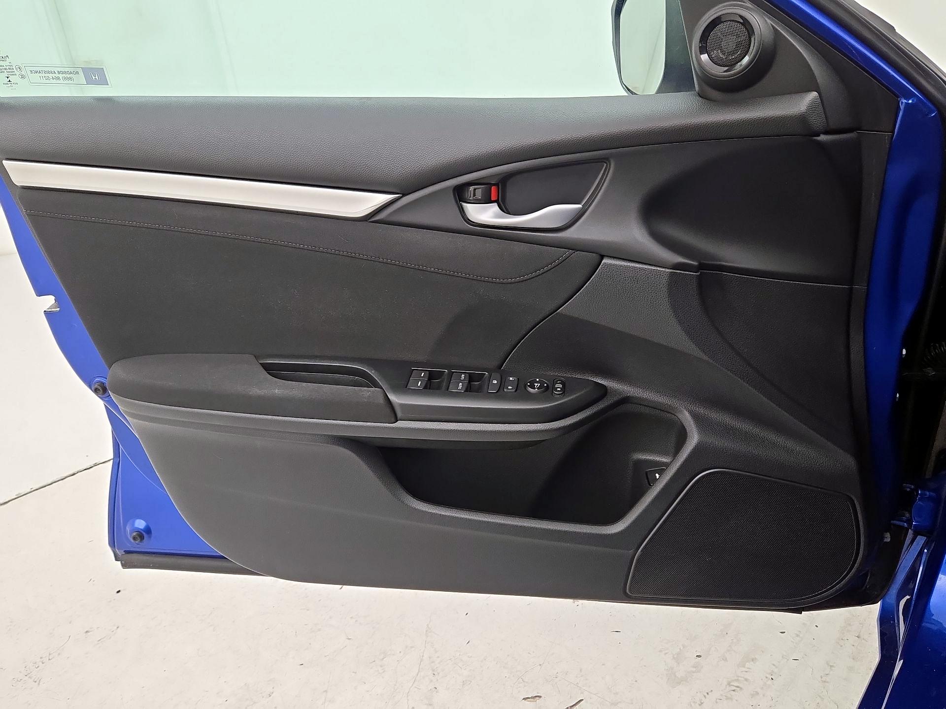 Thumbnail: 2018 Honda Civic - 12