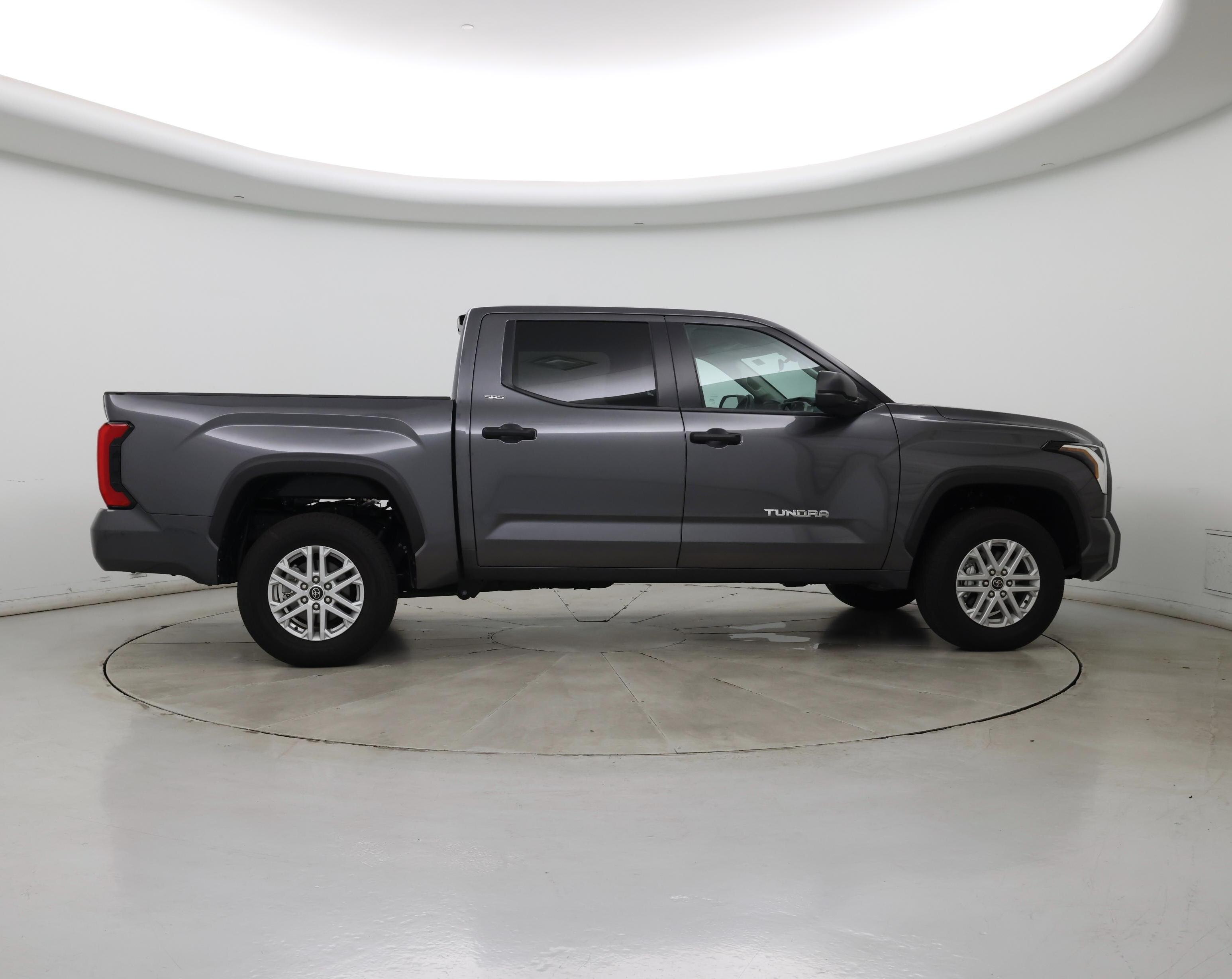 Thumbnail: 2024 Toyota Tundra - 7