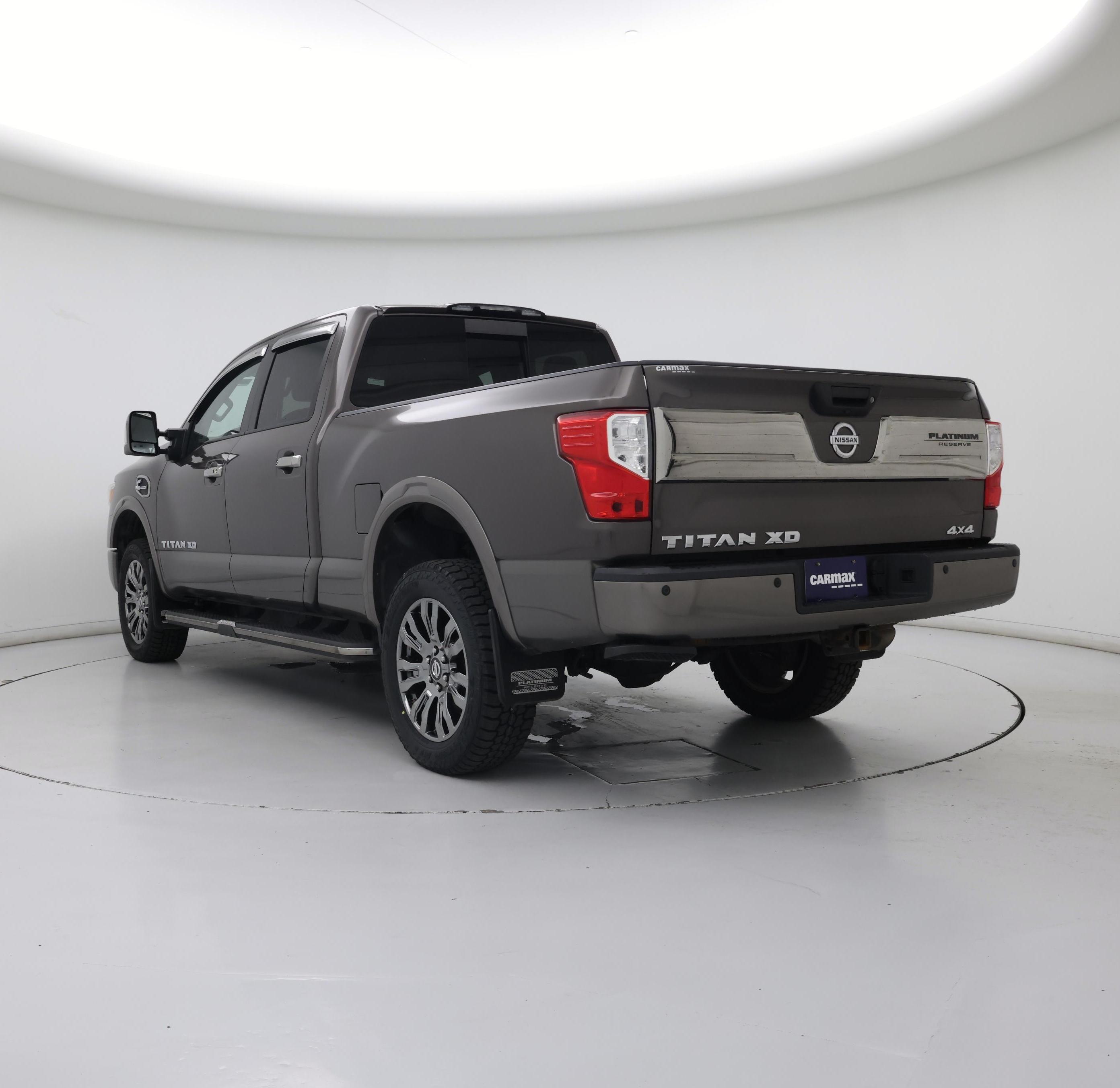 Thumbnail: 2017 Nissan Titan - 2