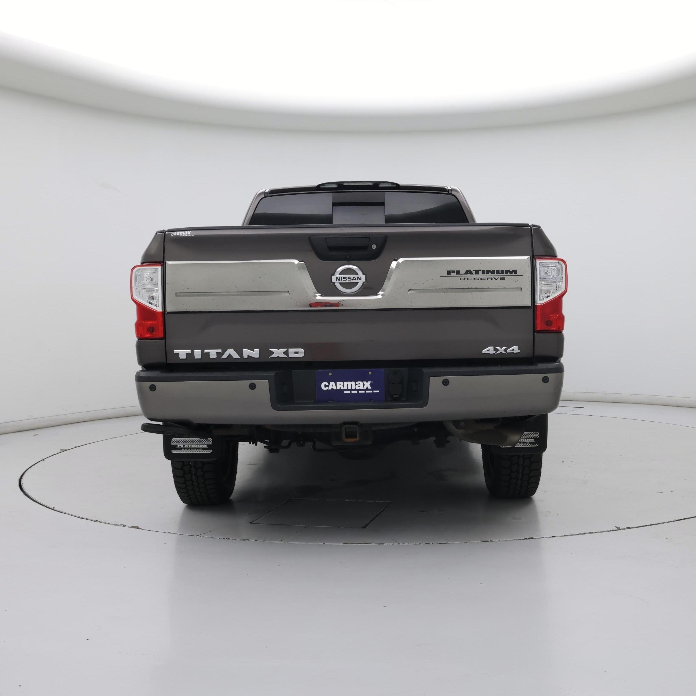 Thumbnail: 2017 Nissan Titan - 6