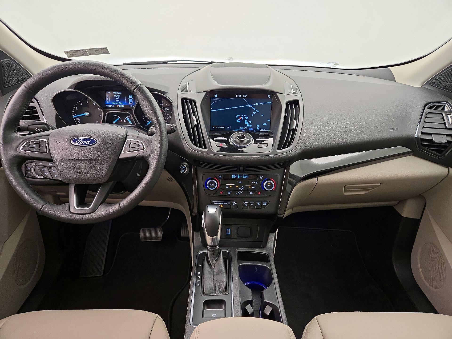 Thumbnail: 2019 Ford Escape - 9