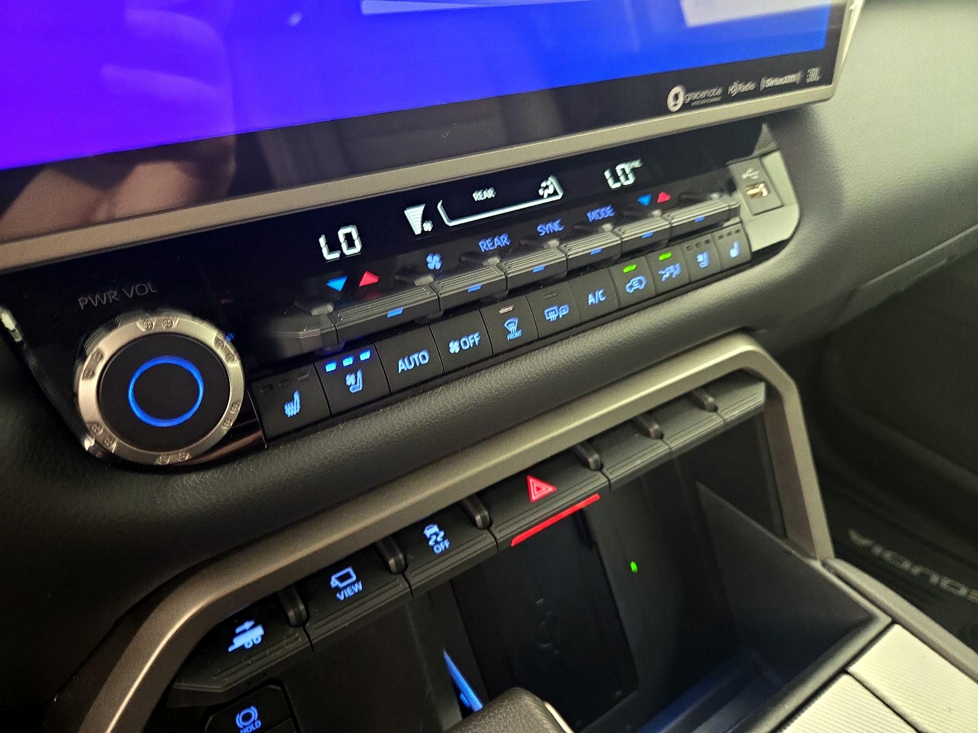 Thumbnail: 2024 Toyota Sequoia - 16