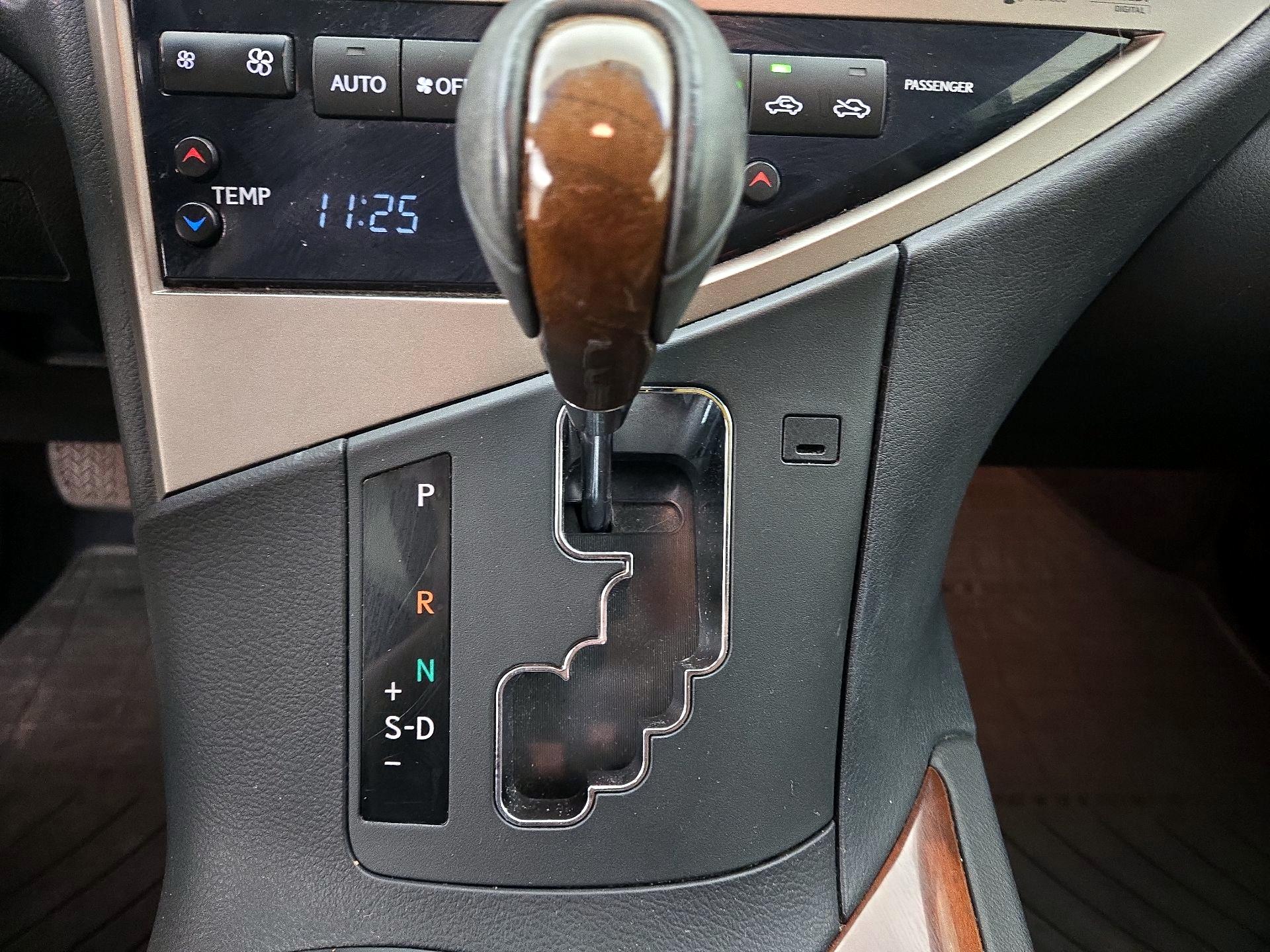Thumbnail: 2015 Lexus RX - 17
