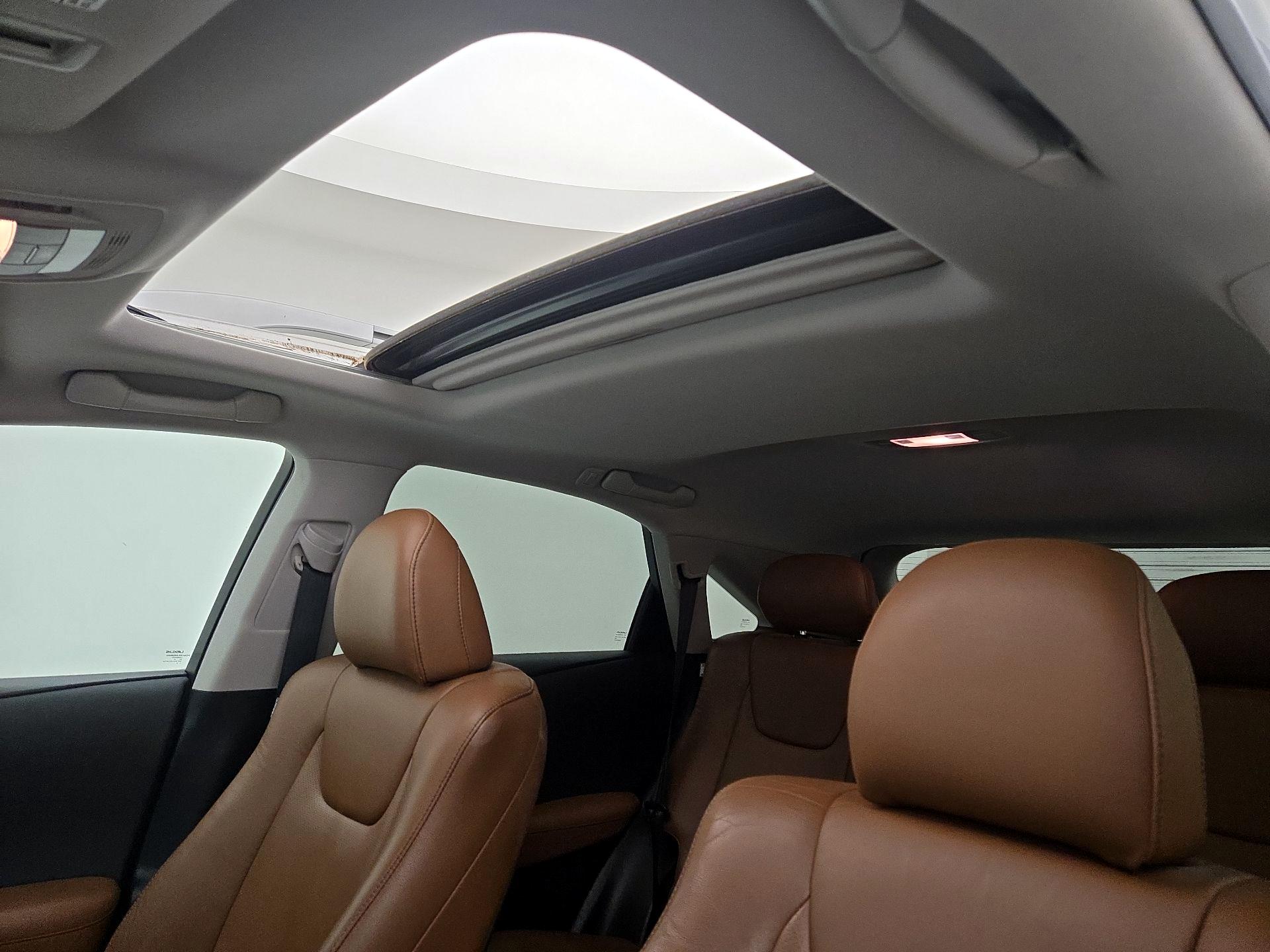 Thumbnail: 2015 Lexus RX - 19