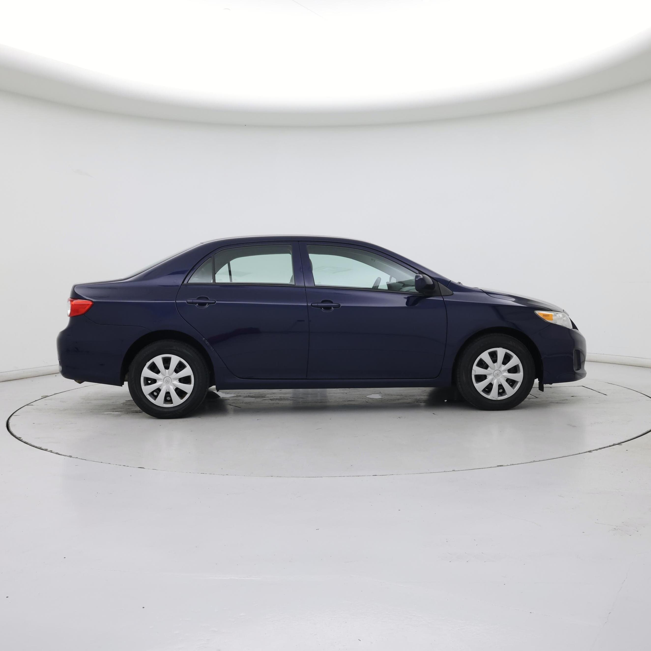 Thumbnail: 2013 Toyota Corolla - 7