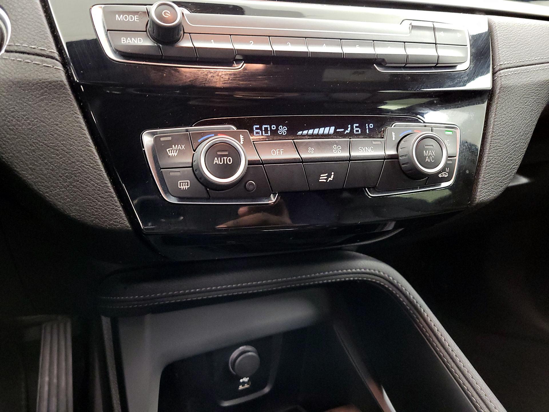 Thumbnail: 2021 BMW X1 - 17