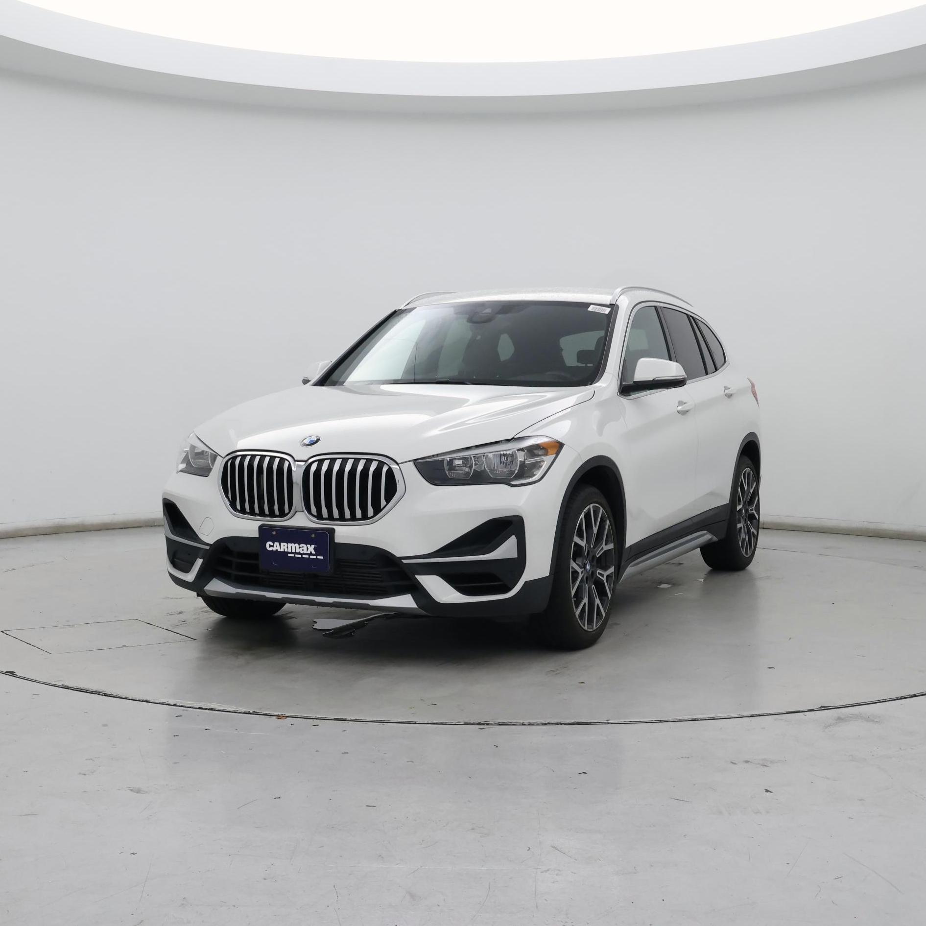 Thumbnail: 2021 BMW X1 - 4