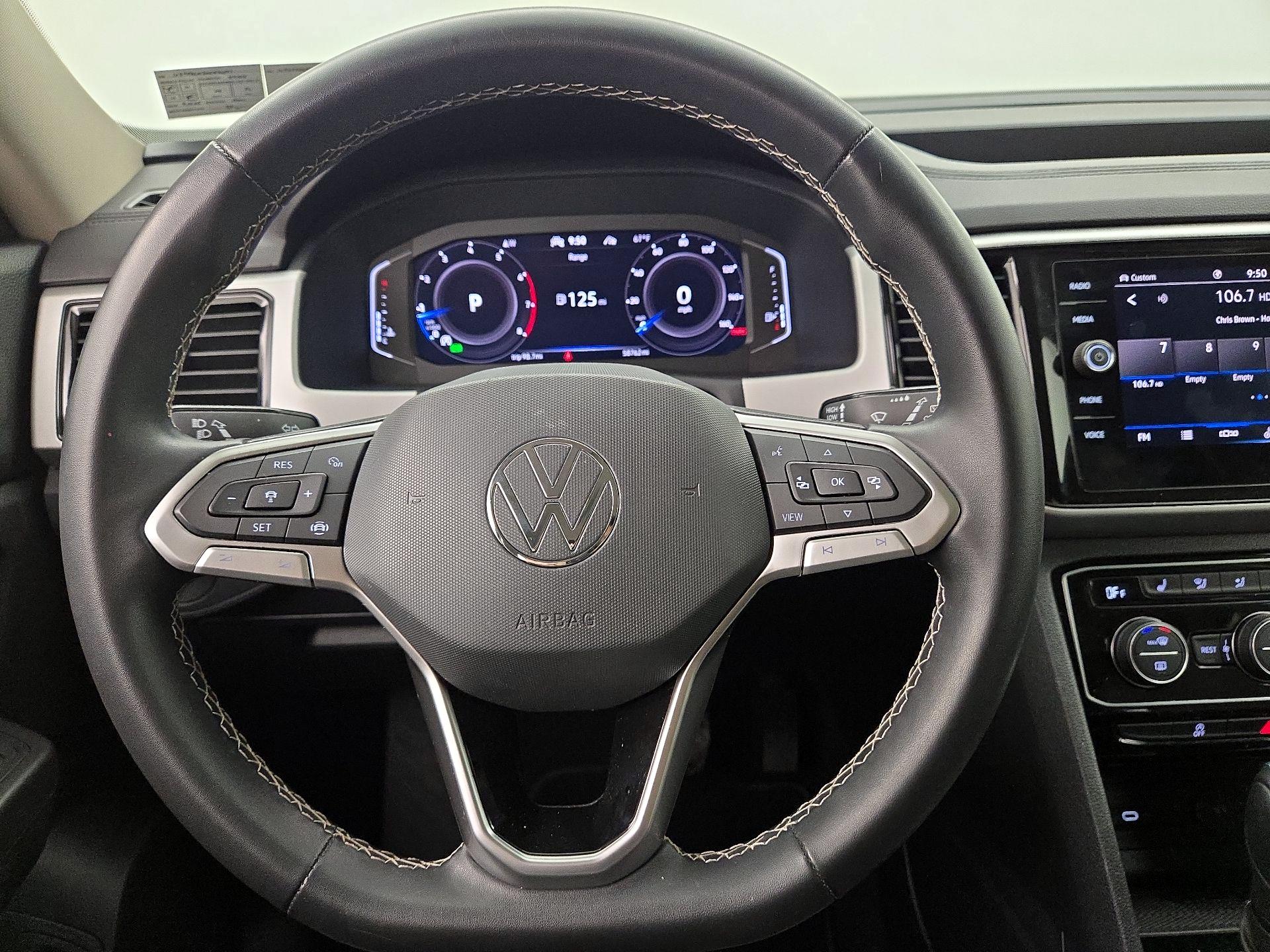 Thumbnail: 2022 Volkswagen Atlas - 10