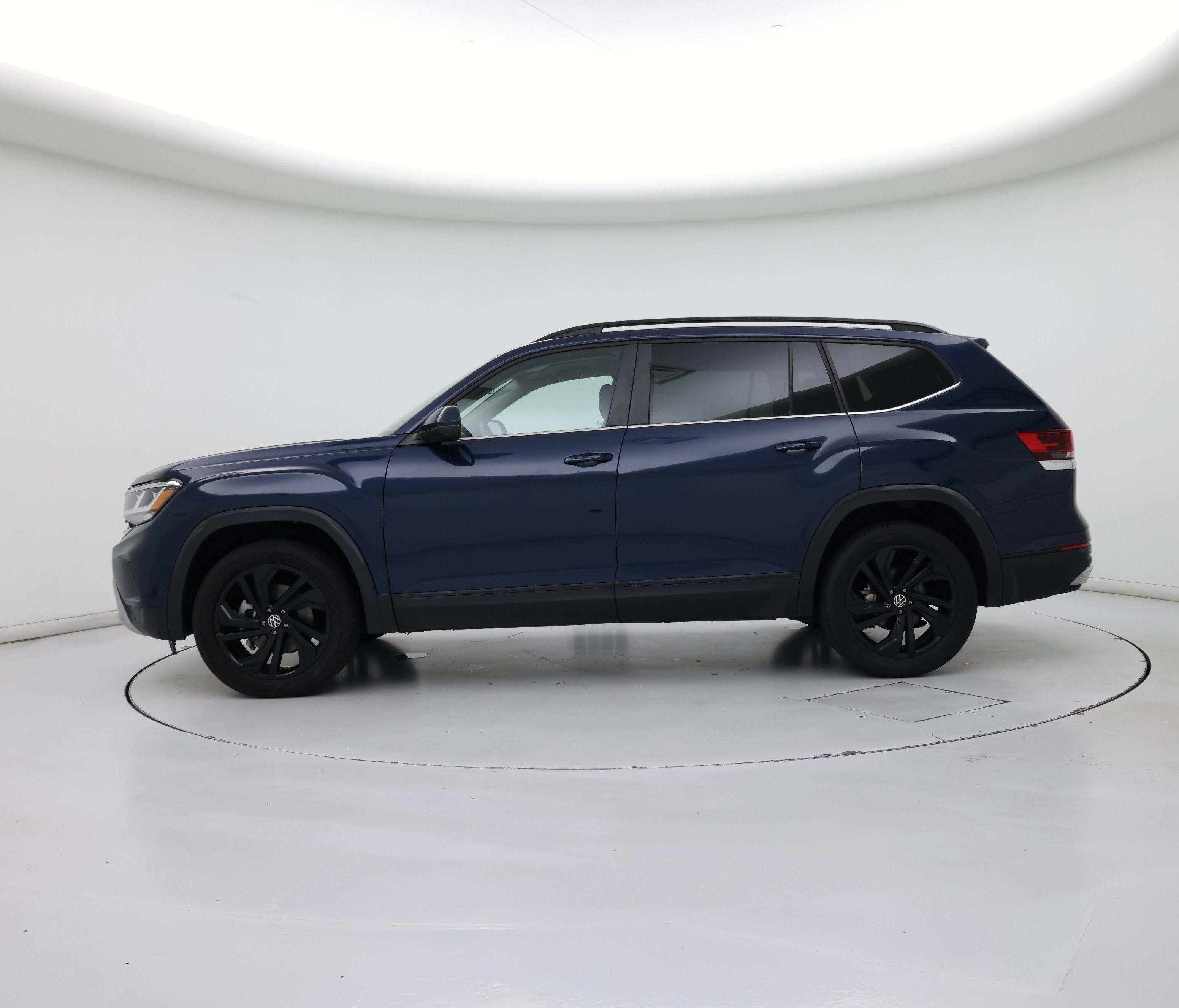 Thumbnail: 2022 Volkswagen Atlas - 3