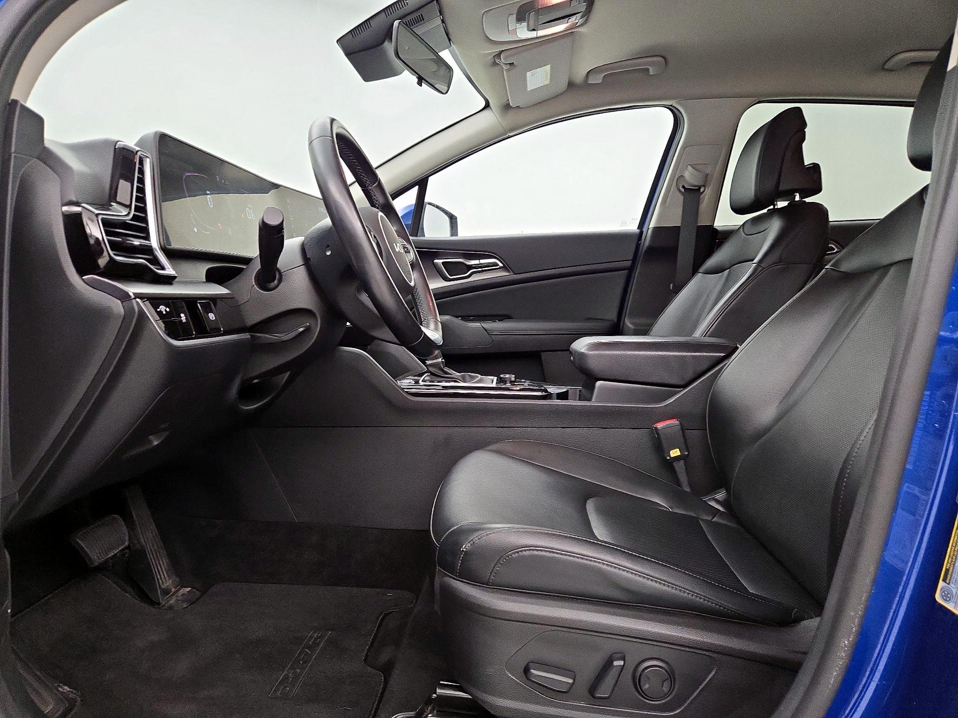 Thumbnail: 2023 Kia Sportage - 11