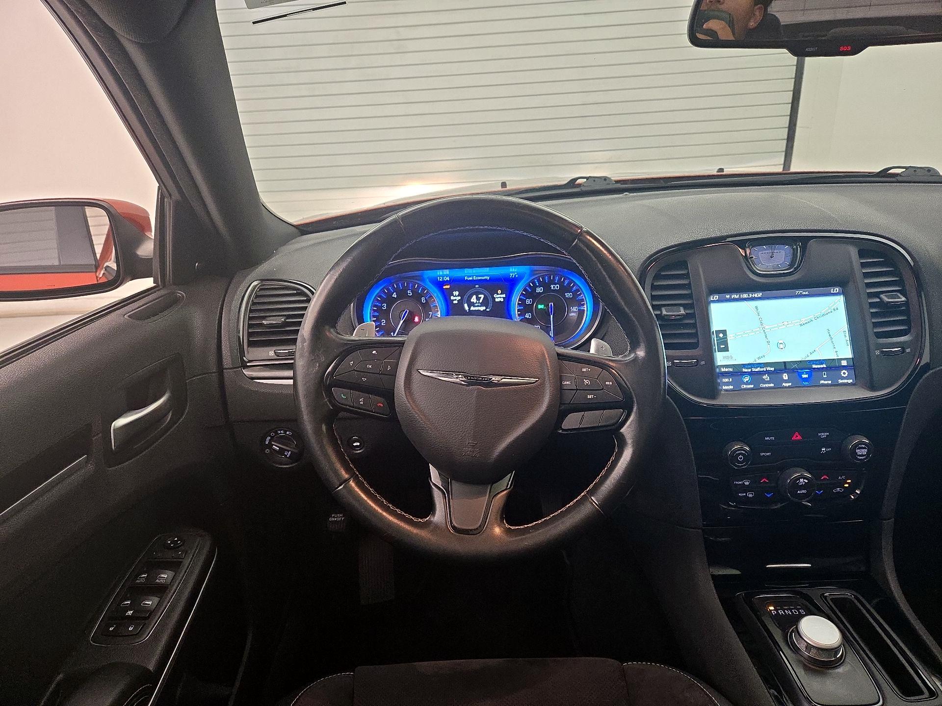 Thumbnail: 2020 Chrysler 300 - 10