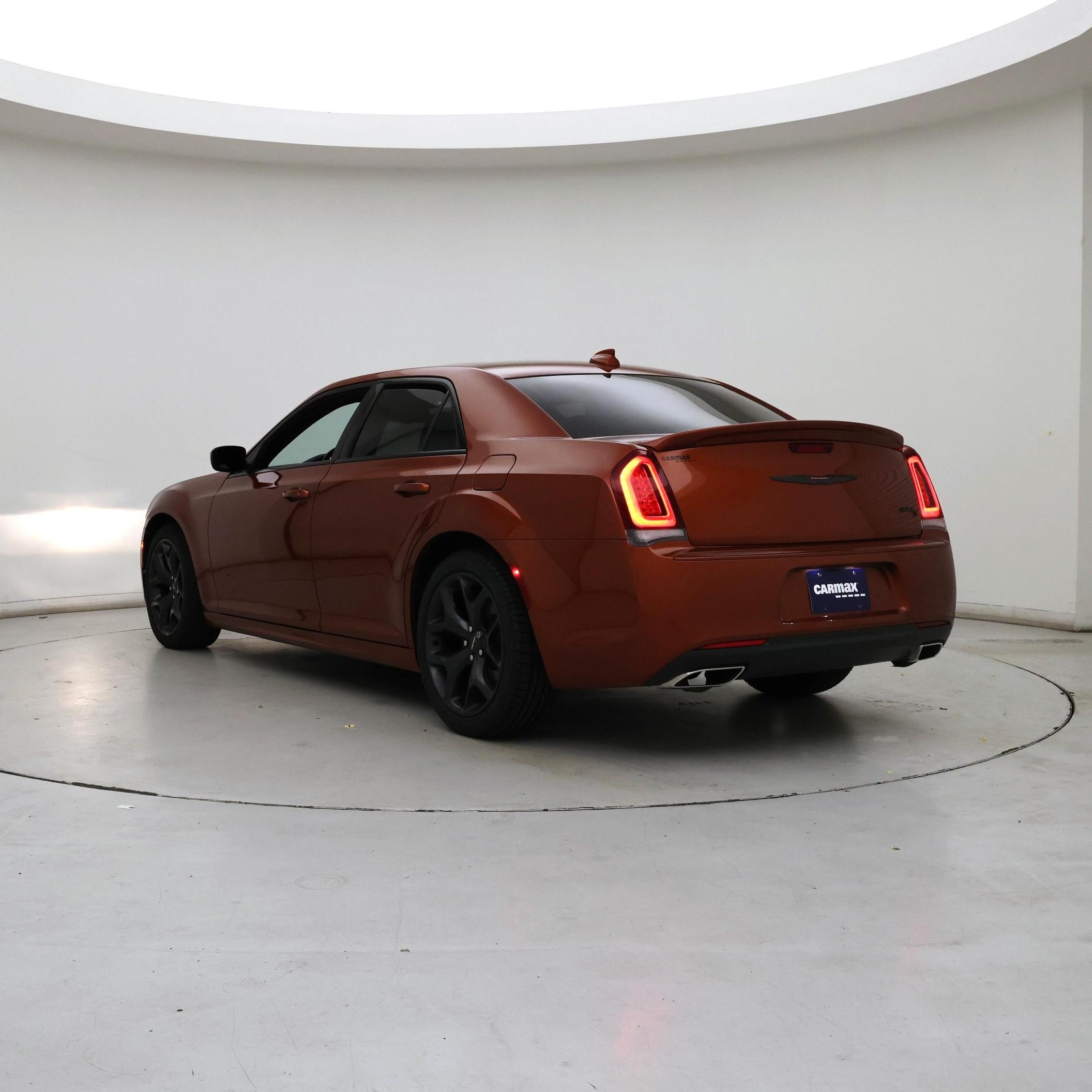 Thumbnail: 2020 Chrysler 300 - 2