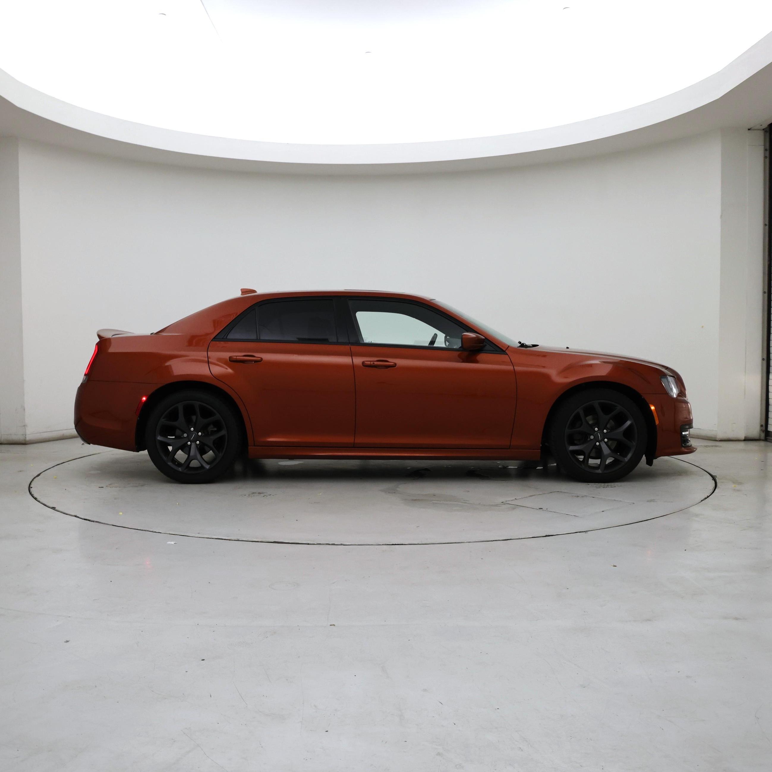 Thumbnail: 2020 Chrysler 300 - 7