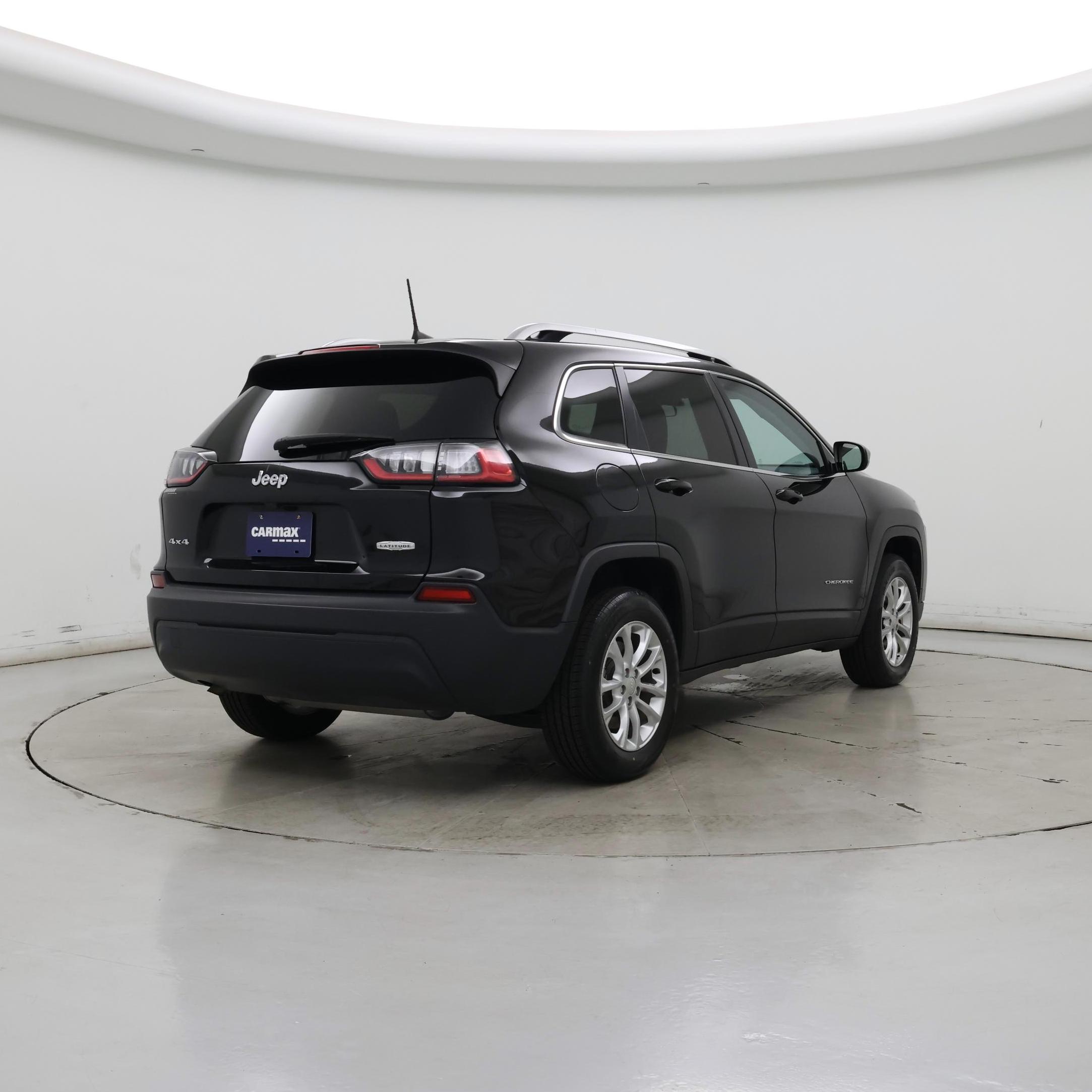 Thumbnail: 2019 Jeep Cherokee - 8