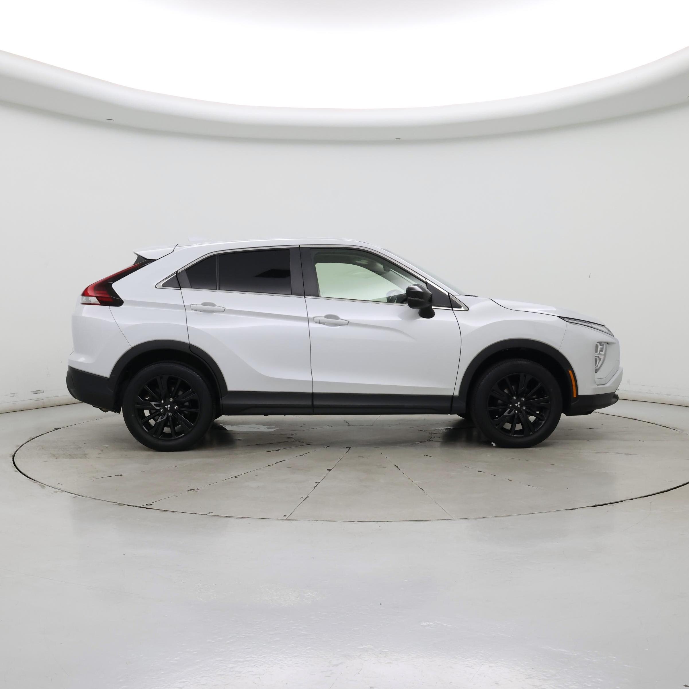 Thumbnail: 2023 Mitsubishi Eclipse Cross - 7