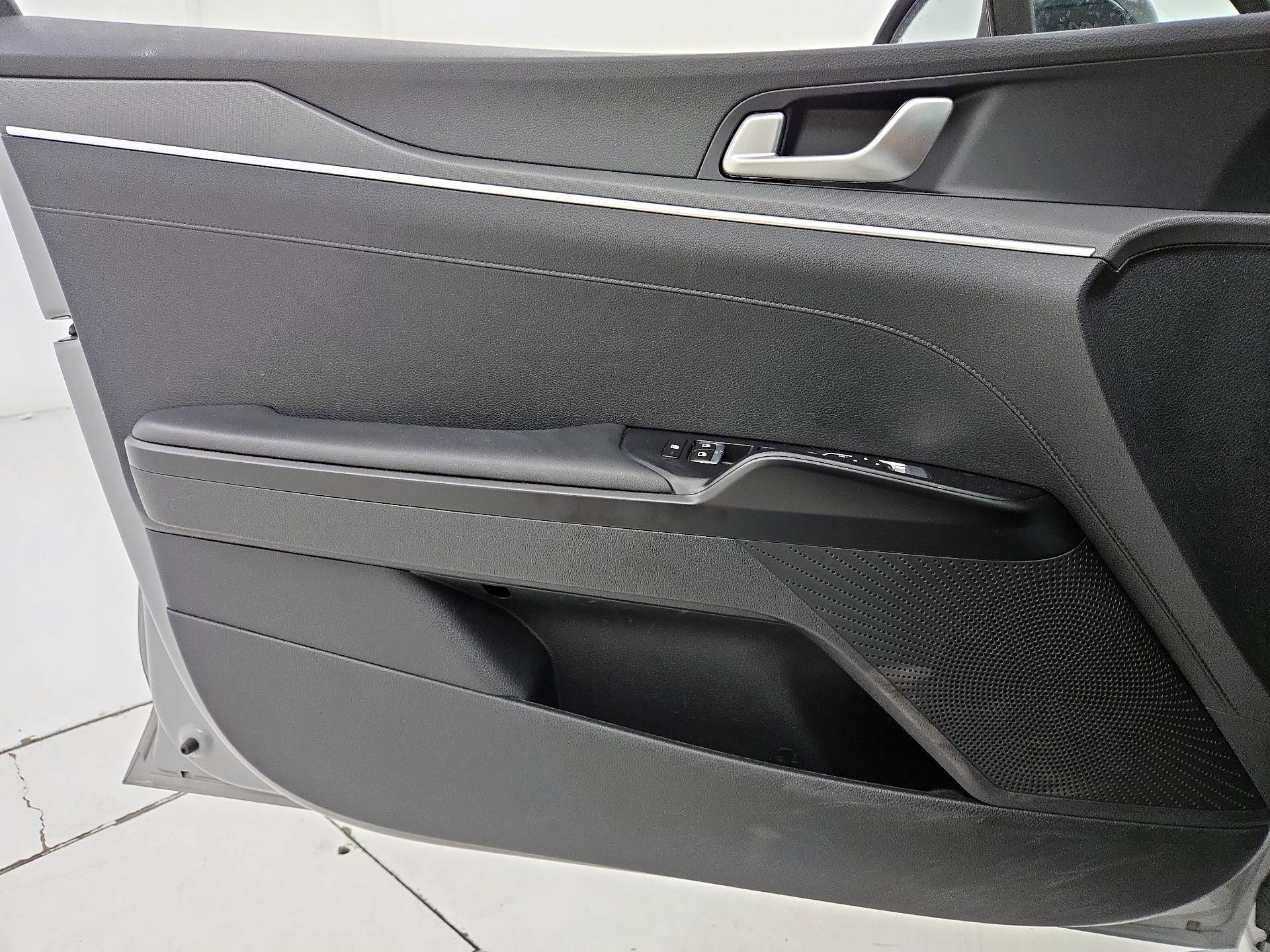 Thumbnail: 2022 Kia K5 - 12
