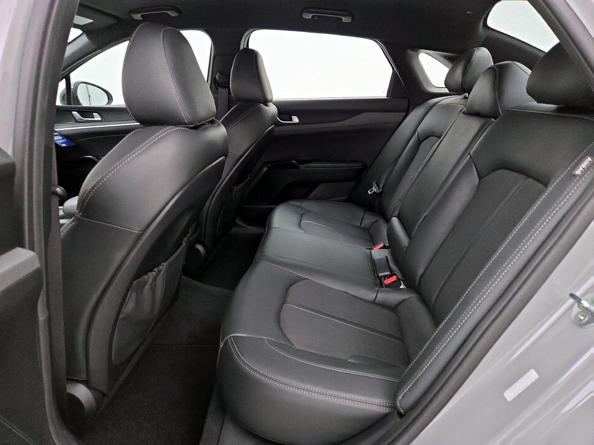 Thumbnail: 2022 Kia K5 - 19