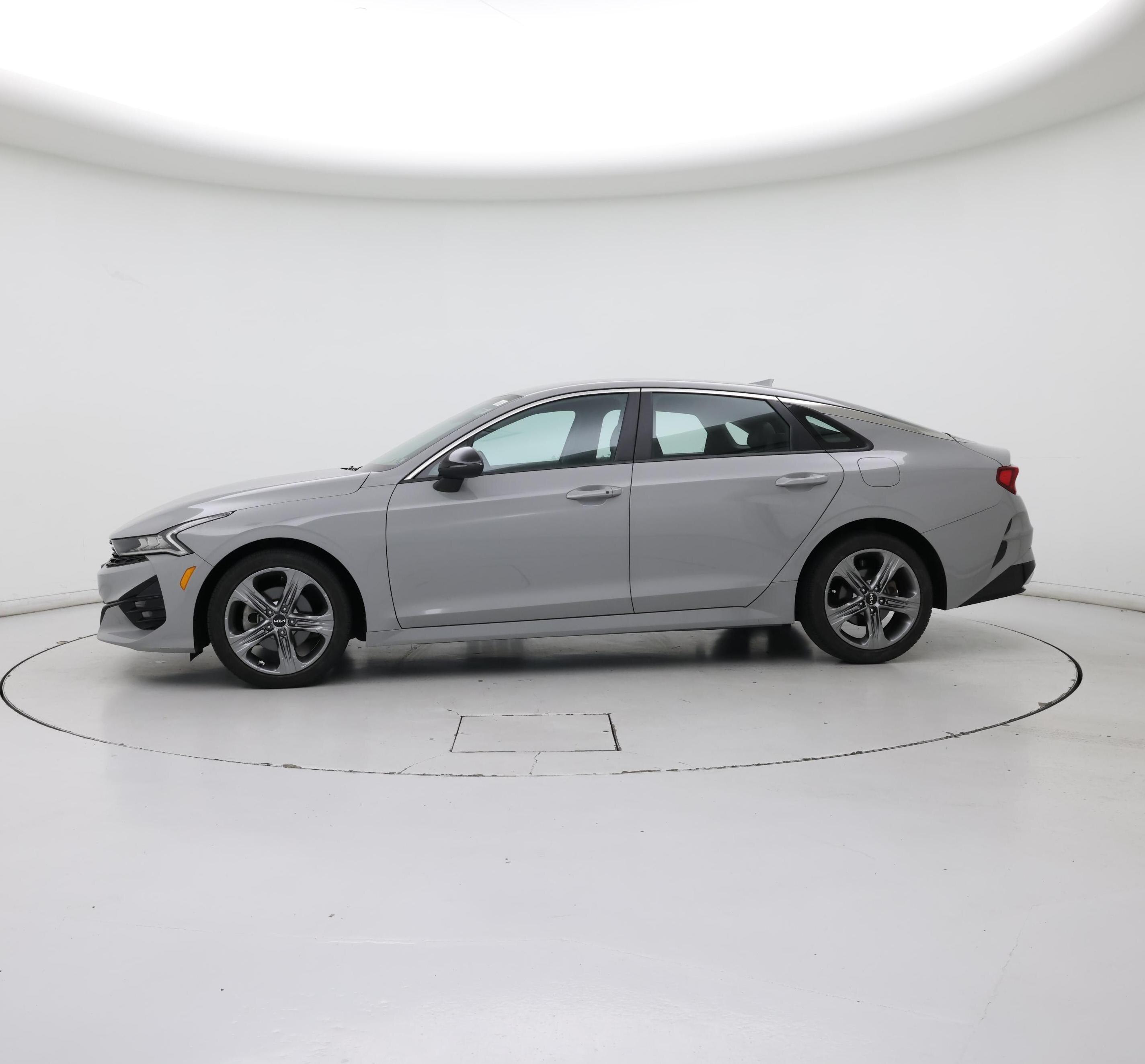 Thumbnail: 2022 Kia K5 - 3