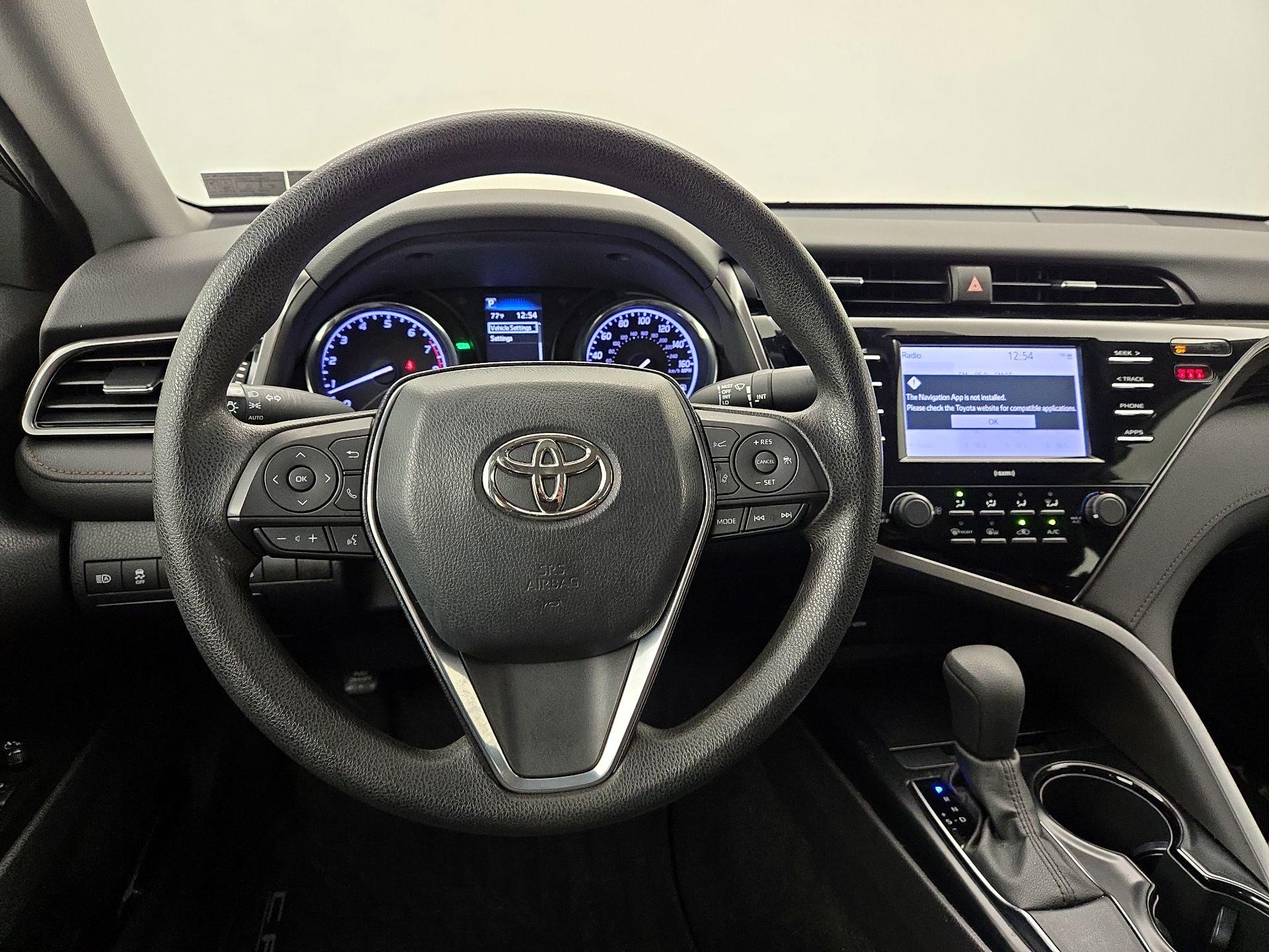 Thumbnail: 2020 Toyota Camry - 10