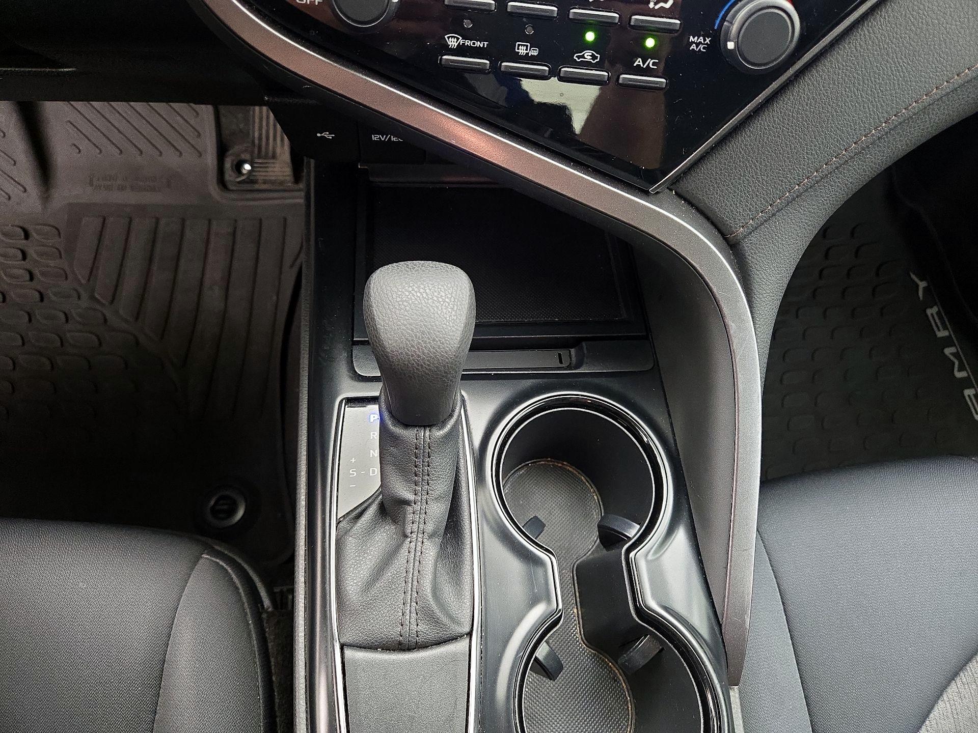 Thumbnail: 2020 Toyota Camry - 17