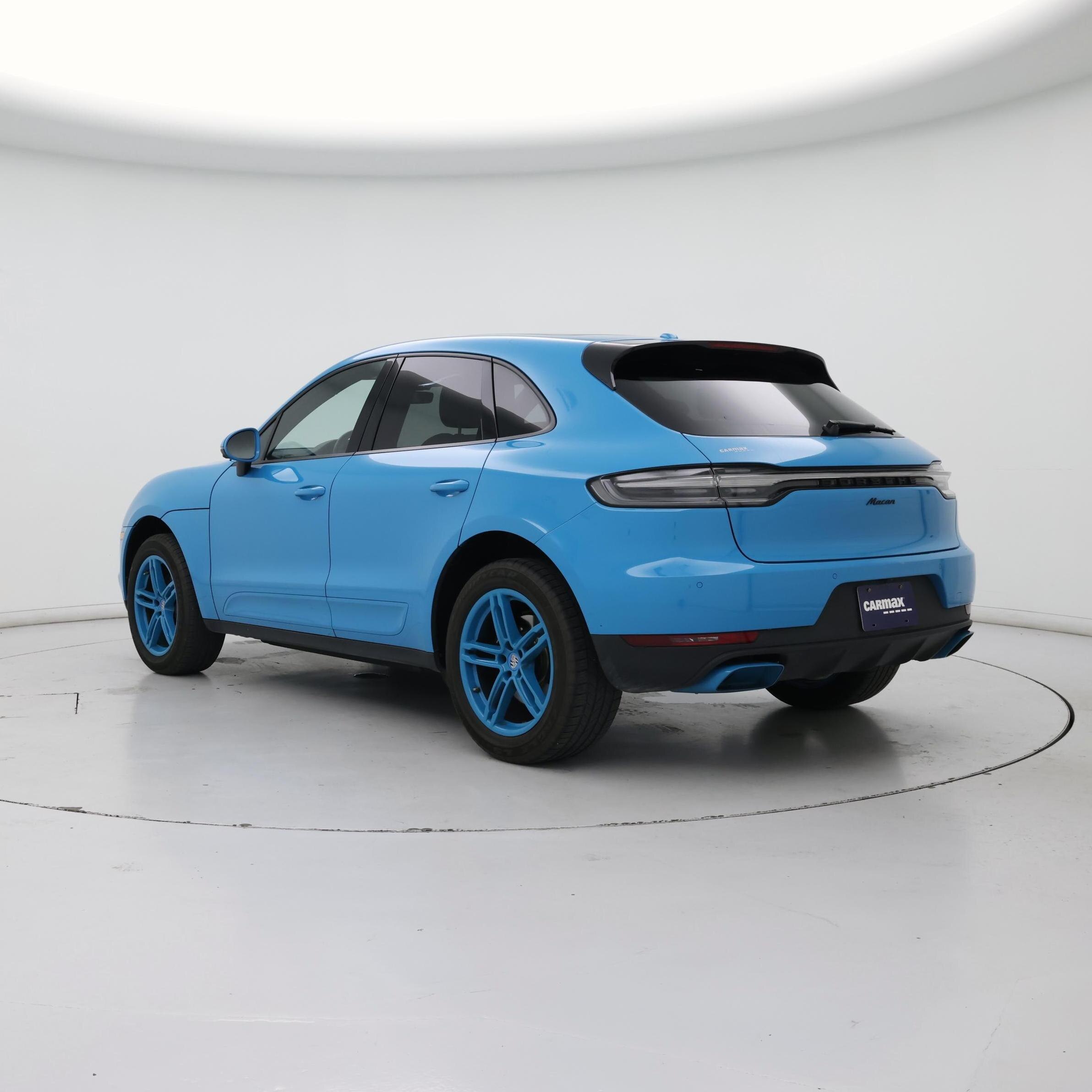 Thumbnail: 2021 Porsche Macan - 2