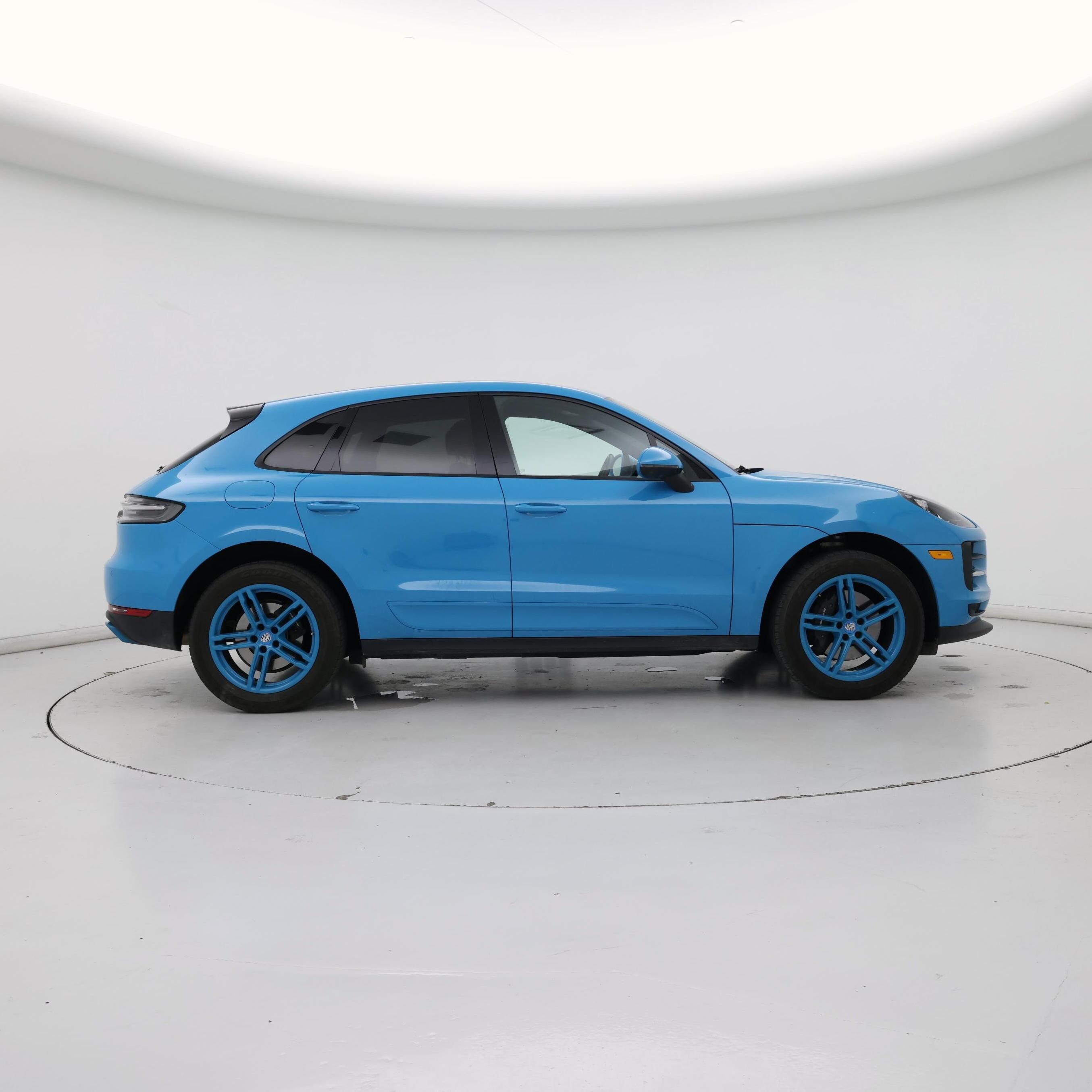 Thumbnail: 2021 Porsche Macan - 7