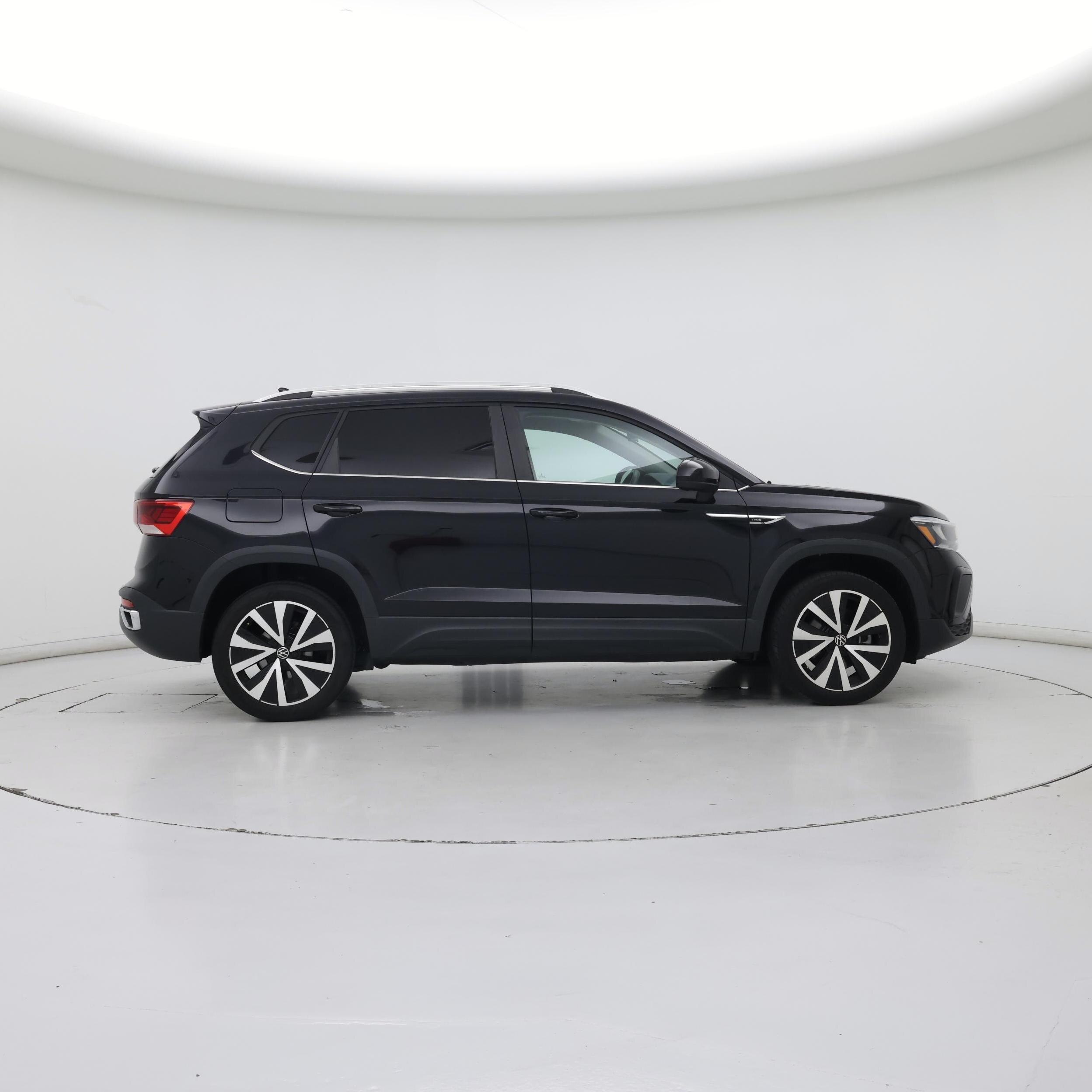 Thumbnail: 2022 Volkswagen Taos - 7