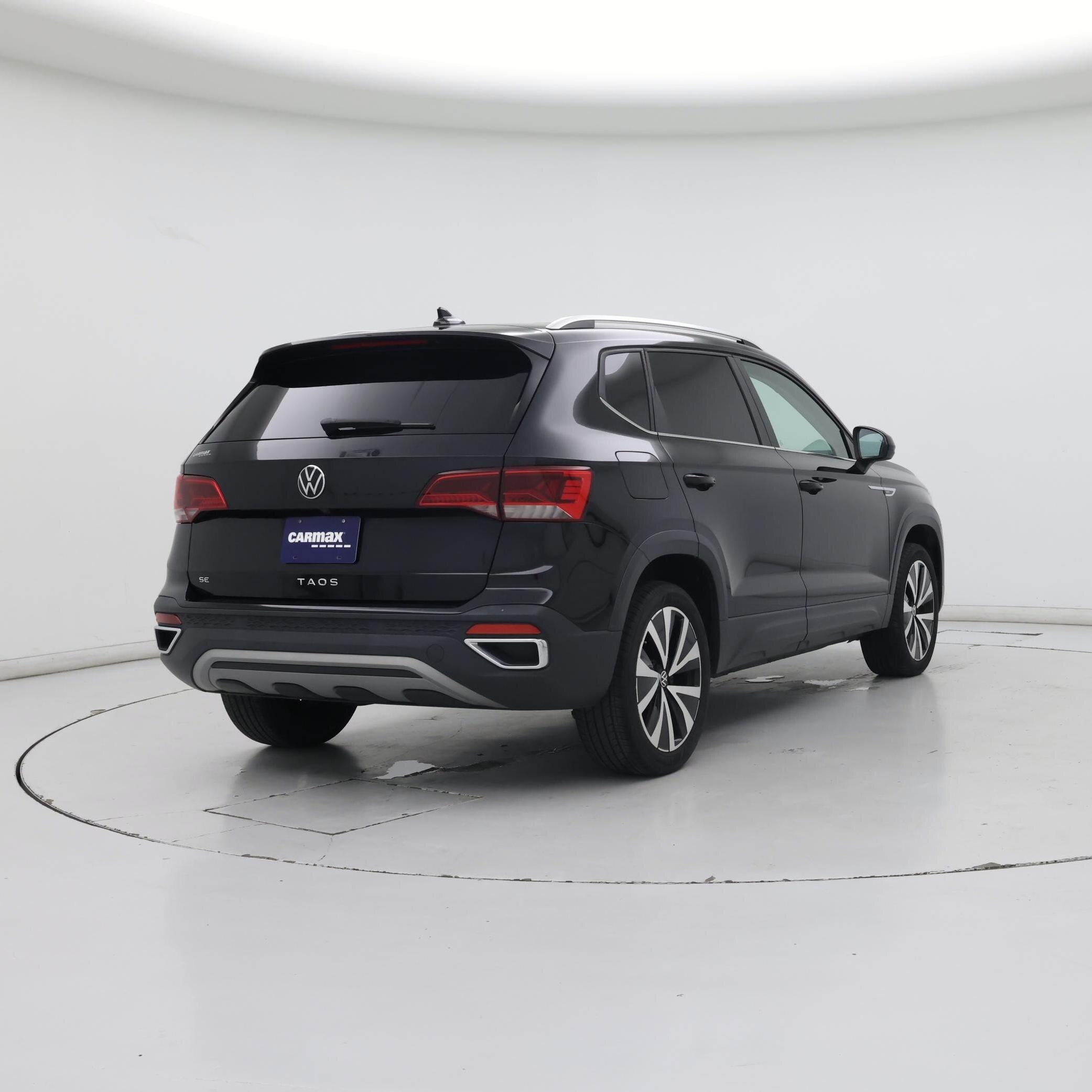 Thumbnail: 2022 Volkswagen Taos - 8