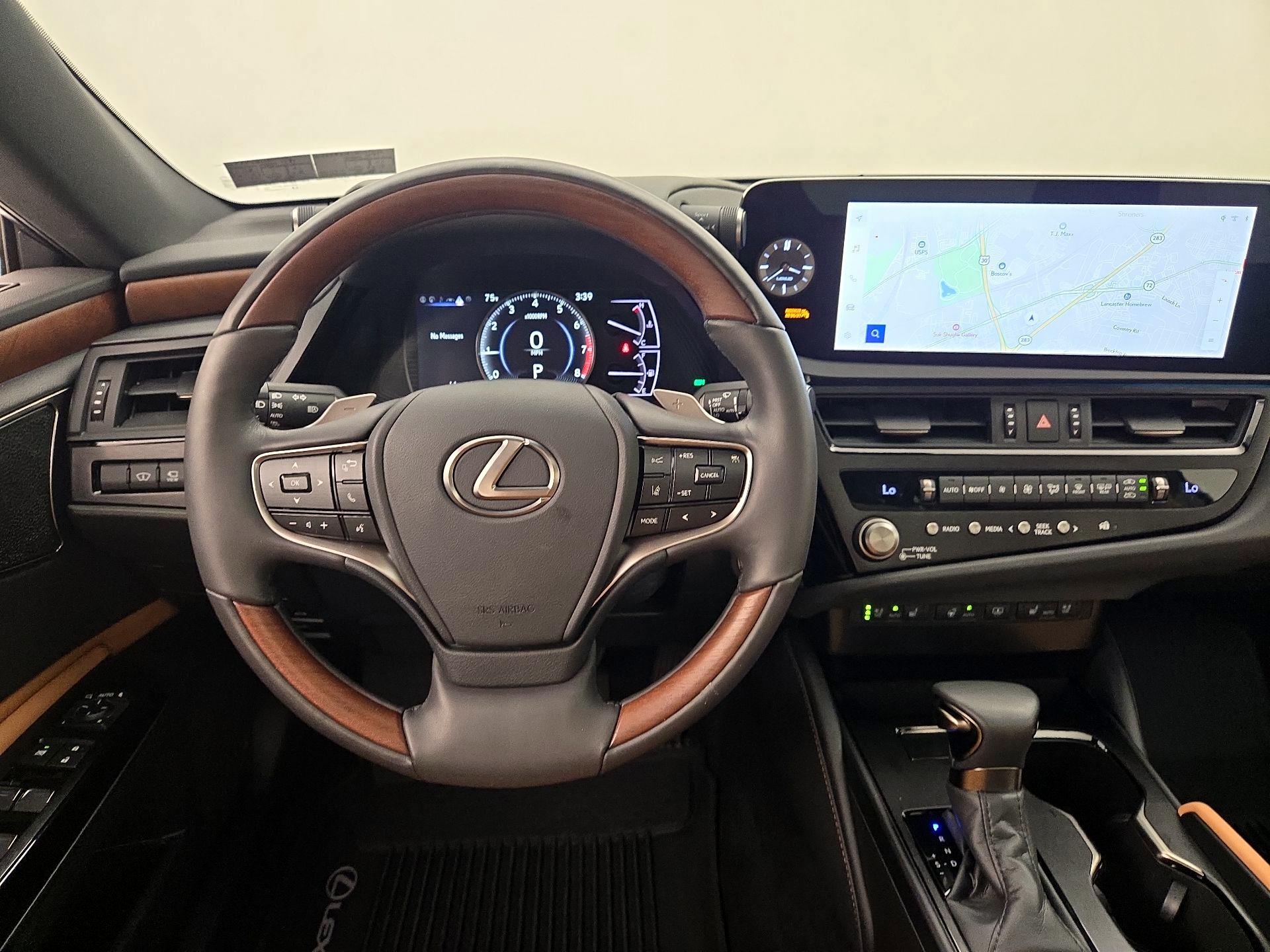 Thumbnail: 2024 Lexus ES - 10