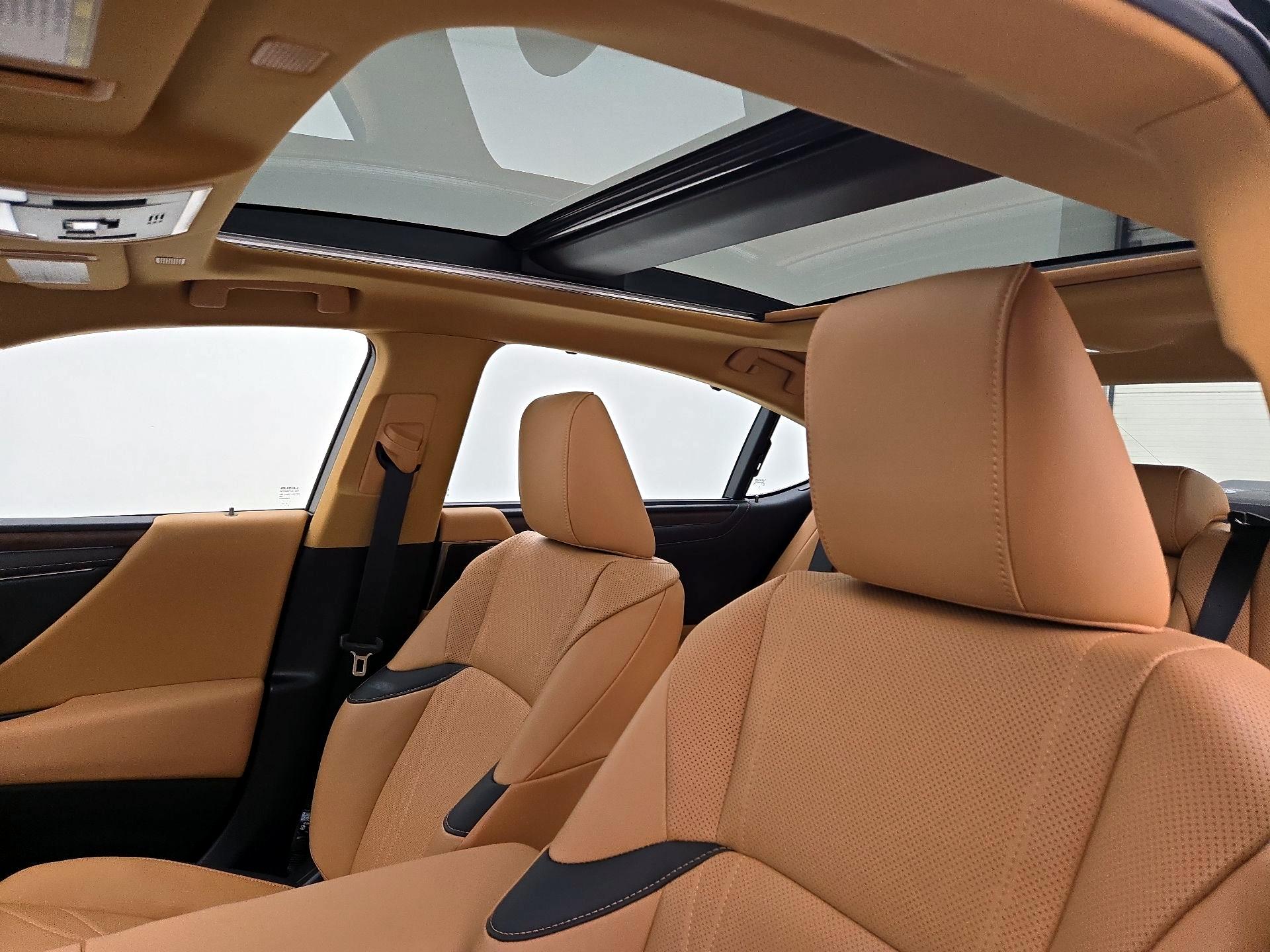Thumbnail: 2024 Lexus ES - 20